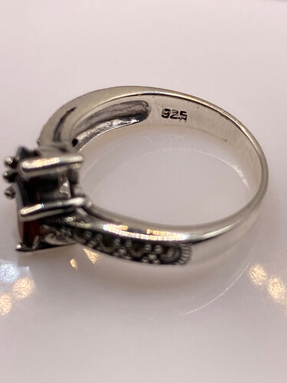 Anillo de Plata Circonia Café Texturizado — Diseño Vintage — foto 5