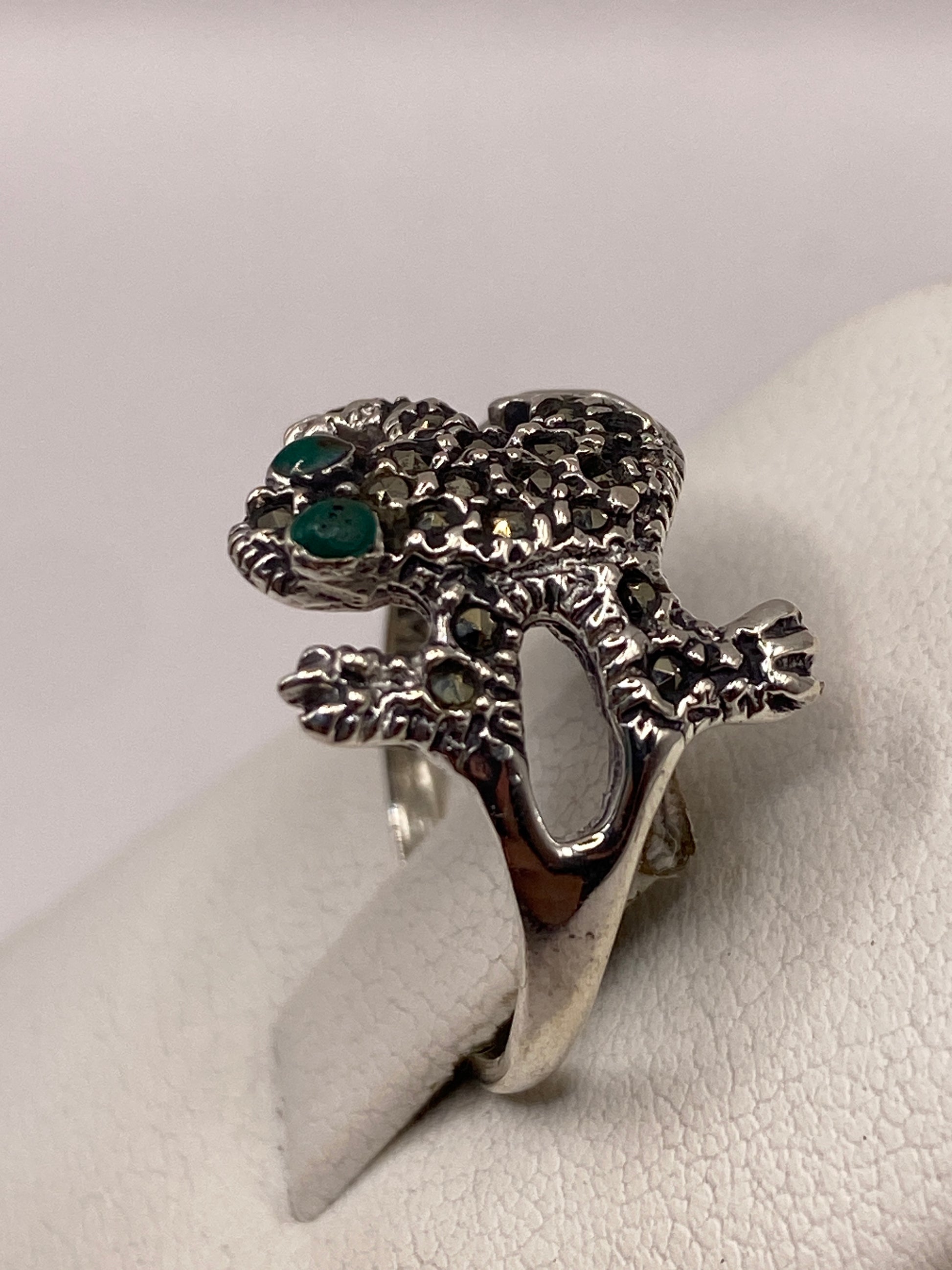 Anillo de Plata con Malaquita — Rostro Artesanal Prehispánico — foto 3