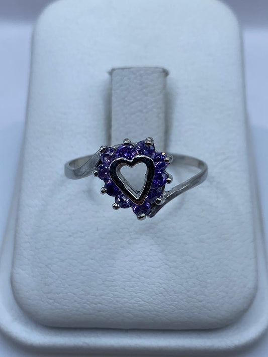 Anillo de plata .925 solitario con circonia morada brillante