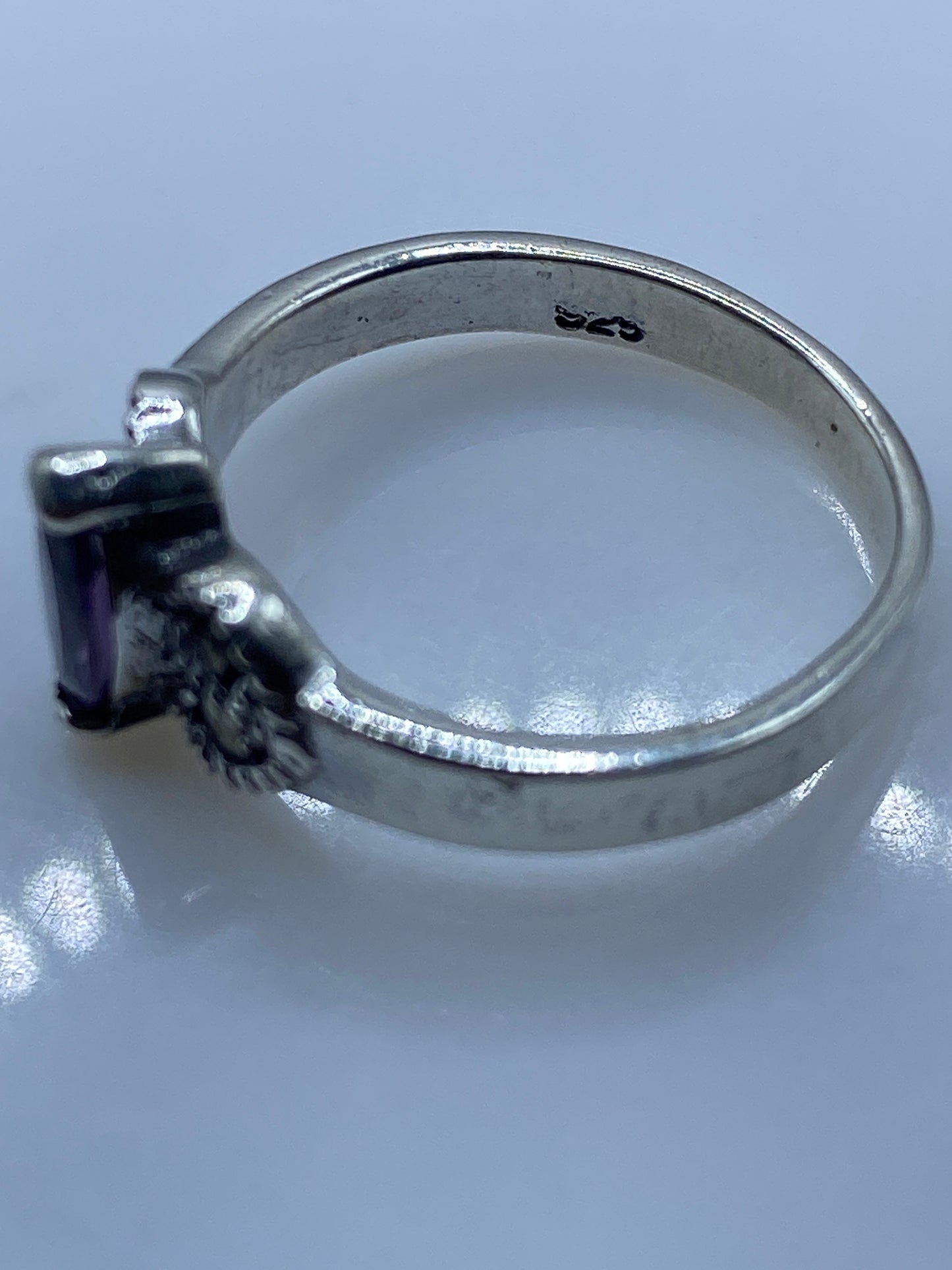 Anillo de Plata Solitario Circonia Morada — Elegancia Pura — foto 5