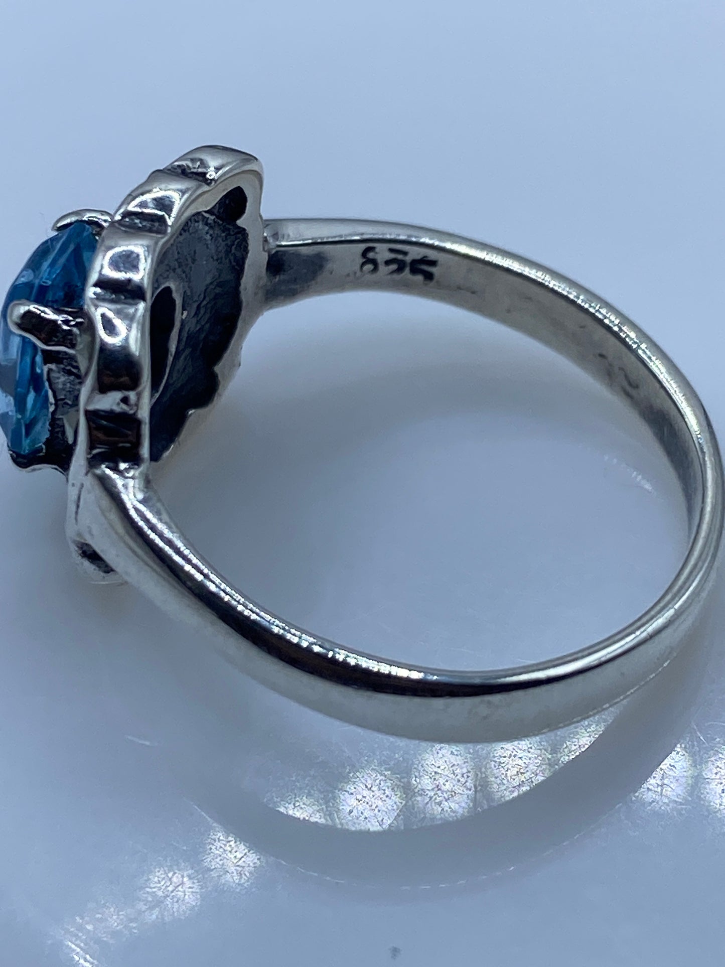 Anillo de Plata Solitario Circonia Azul Cielo — Elegancia Pura — foto 5