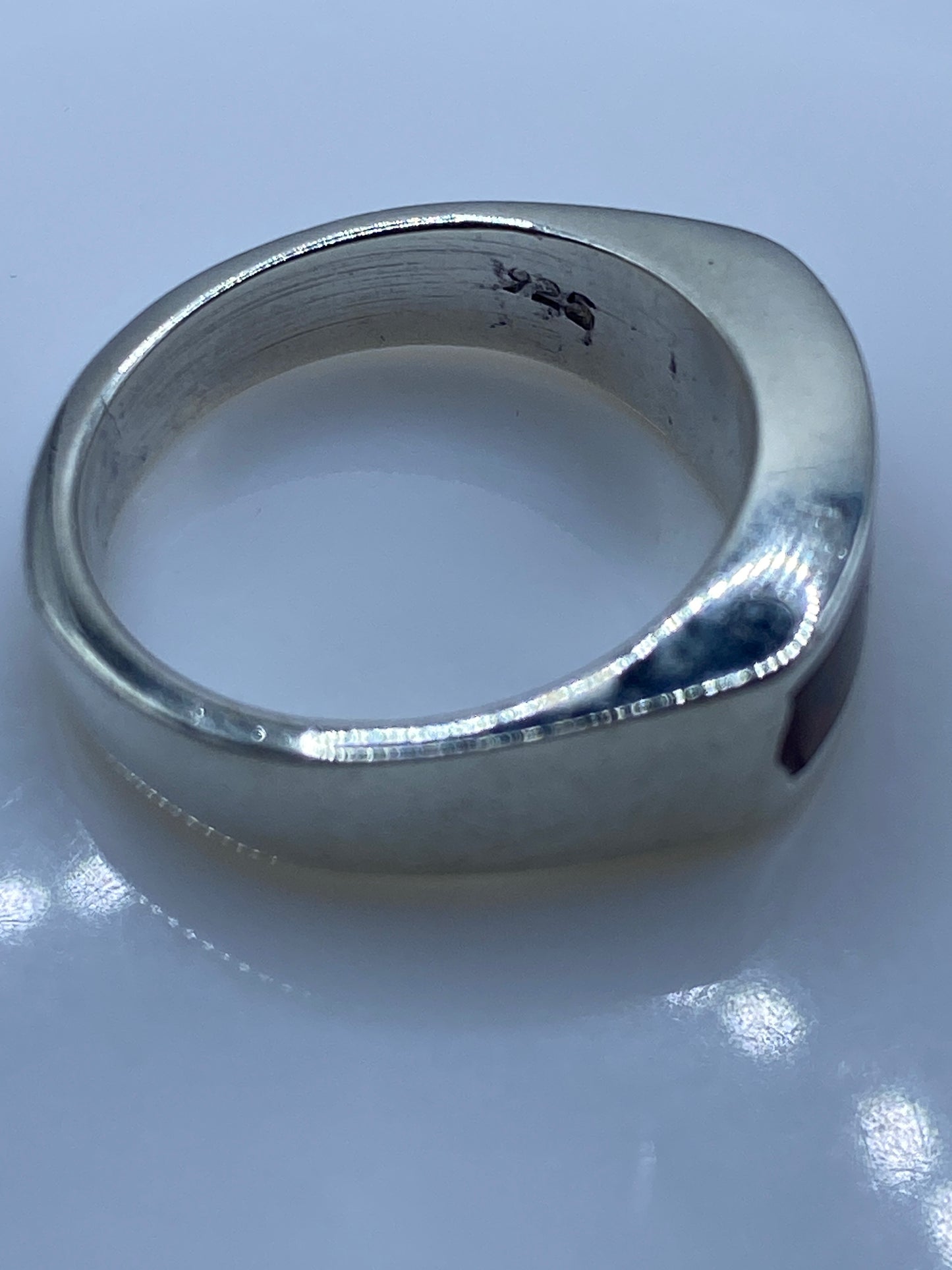 Anillo de Plata Circonia Multicolor — Banda Moderna Unisex — foto 5