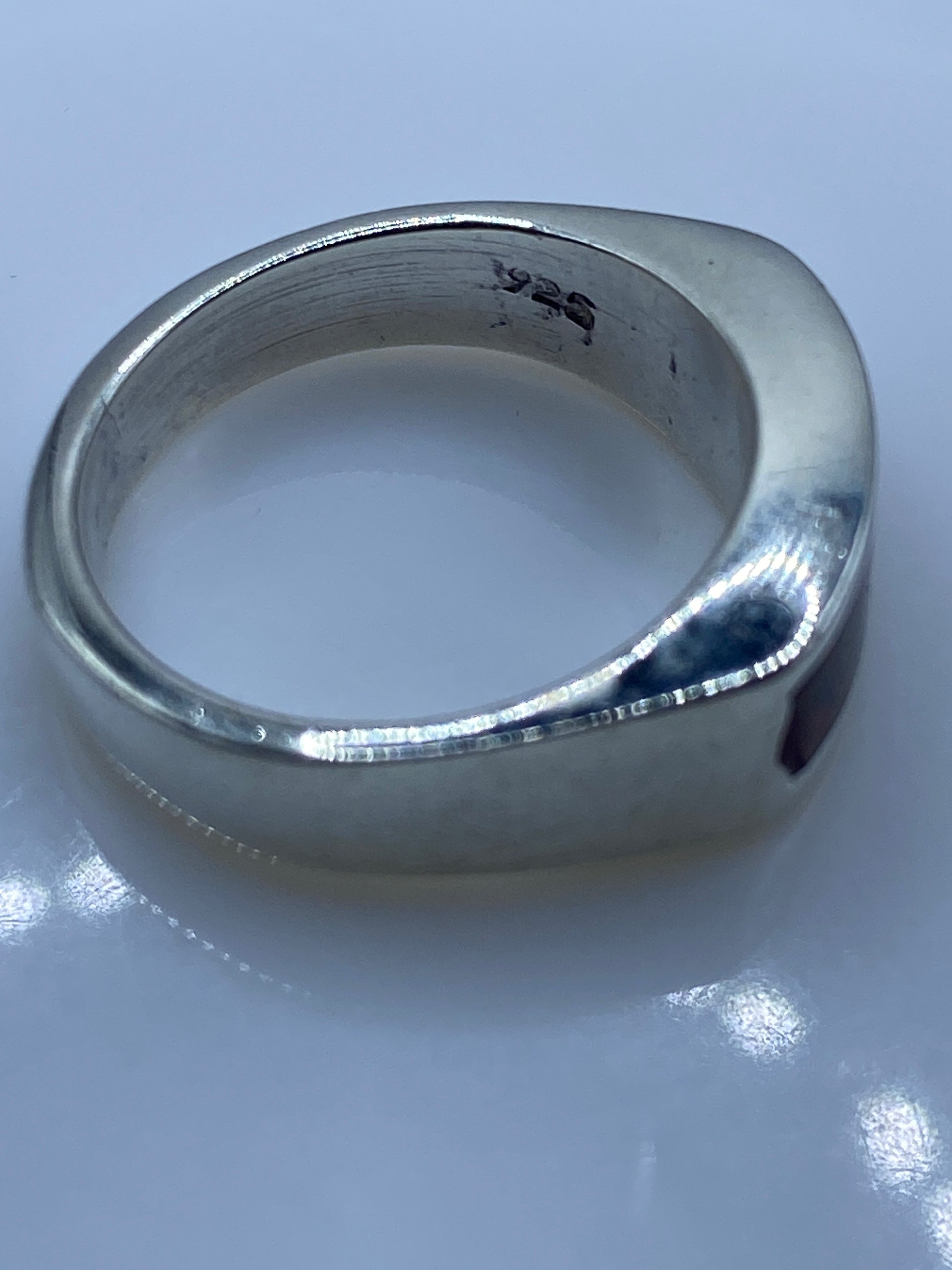 Anillo de Plata Circonia Multicolor — Banda Moderna Unisex — foto 5