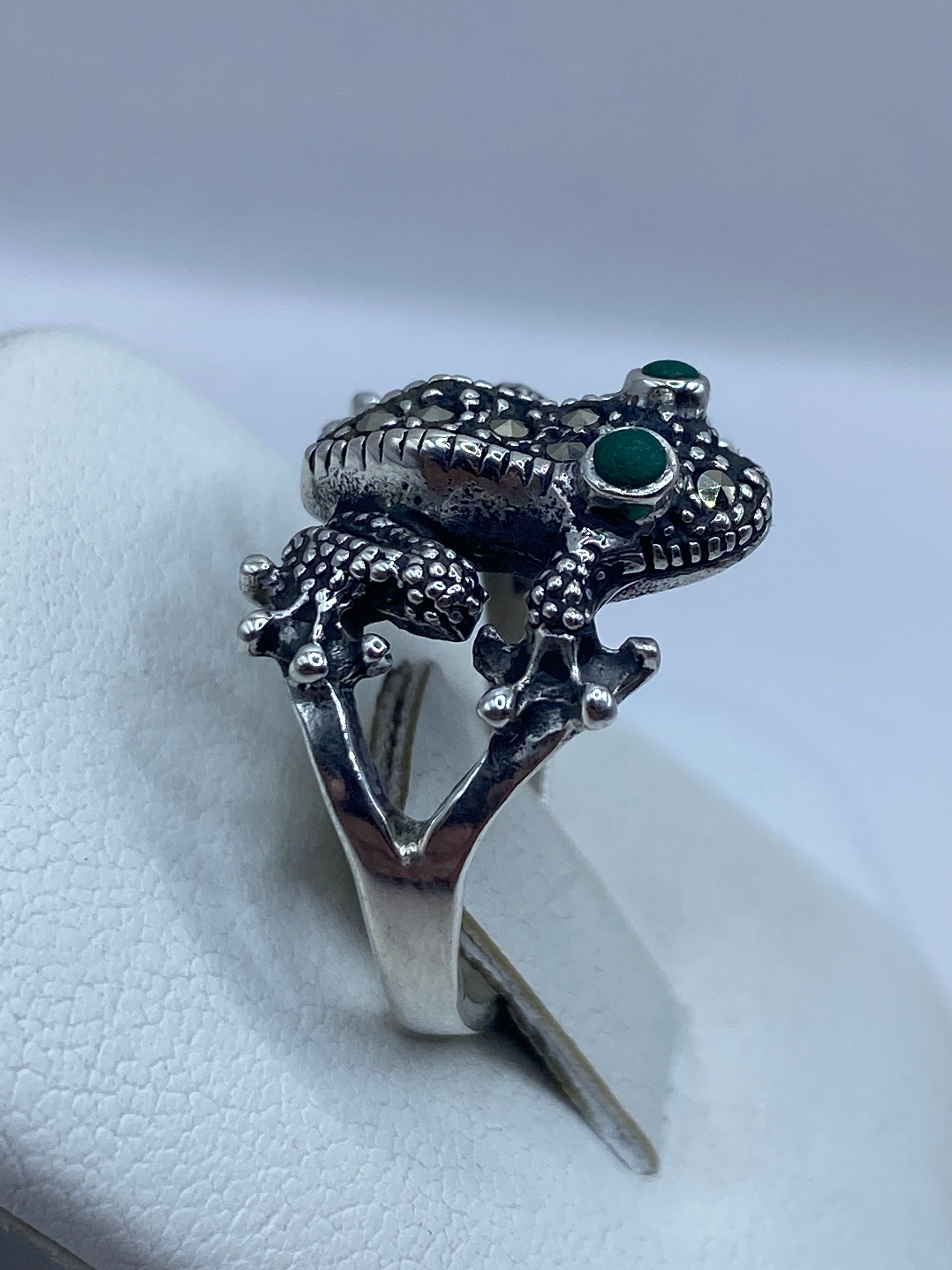 Anillo Caballos Enfrentados Plata .925 con Piedra Verde — foto 3