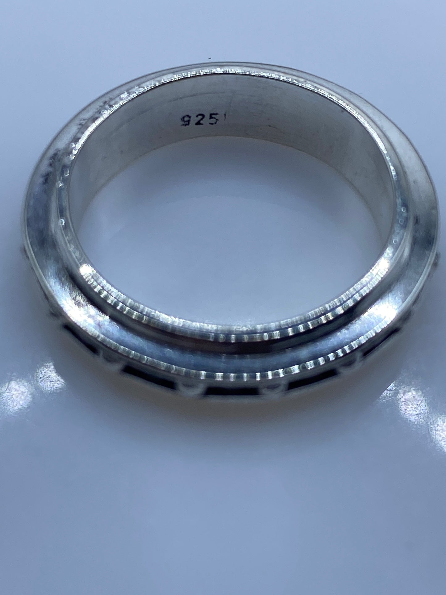 Anillo de Plata Circonia Rosa — Diseño Moderno Unisex — foto 5