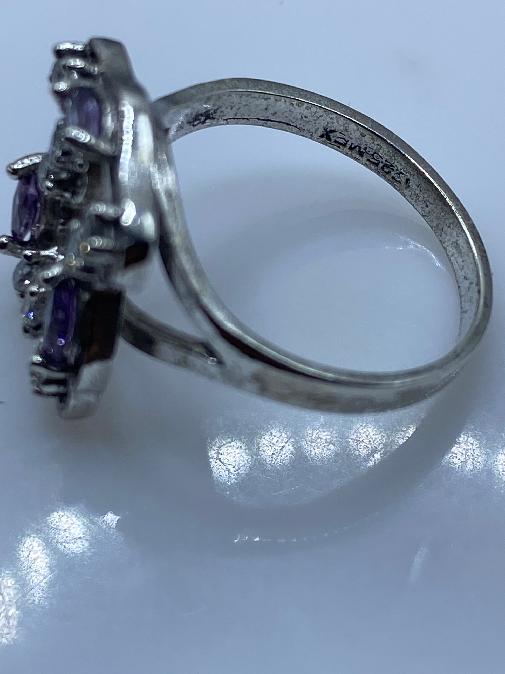 Anillo de Plata con Circonia Morada — Solitario Elegante — foto 5