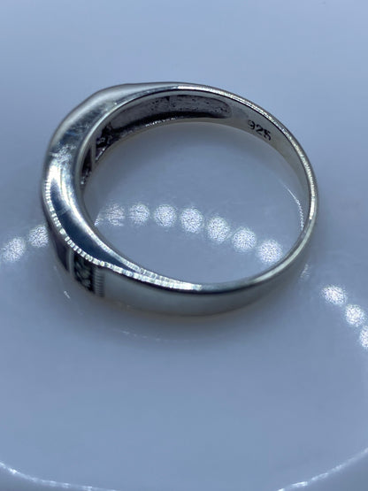 Anillo de Plata con Circonia Facetada — Línea Minimalista — foto 5