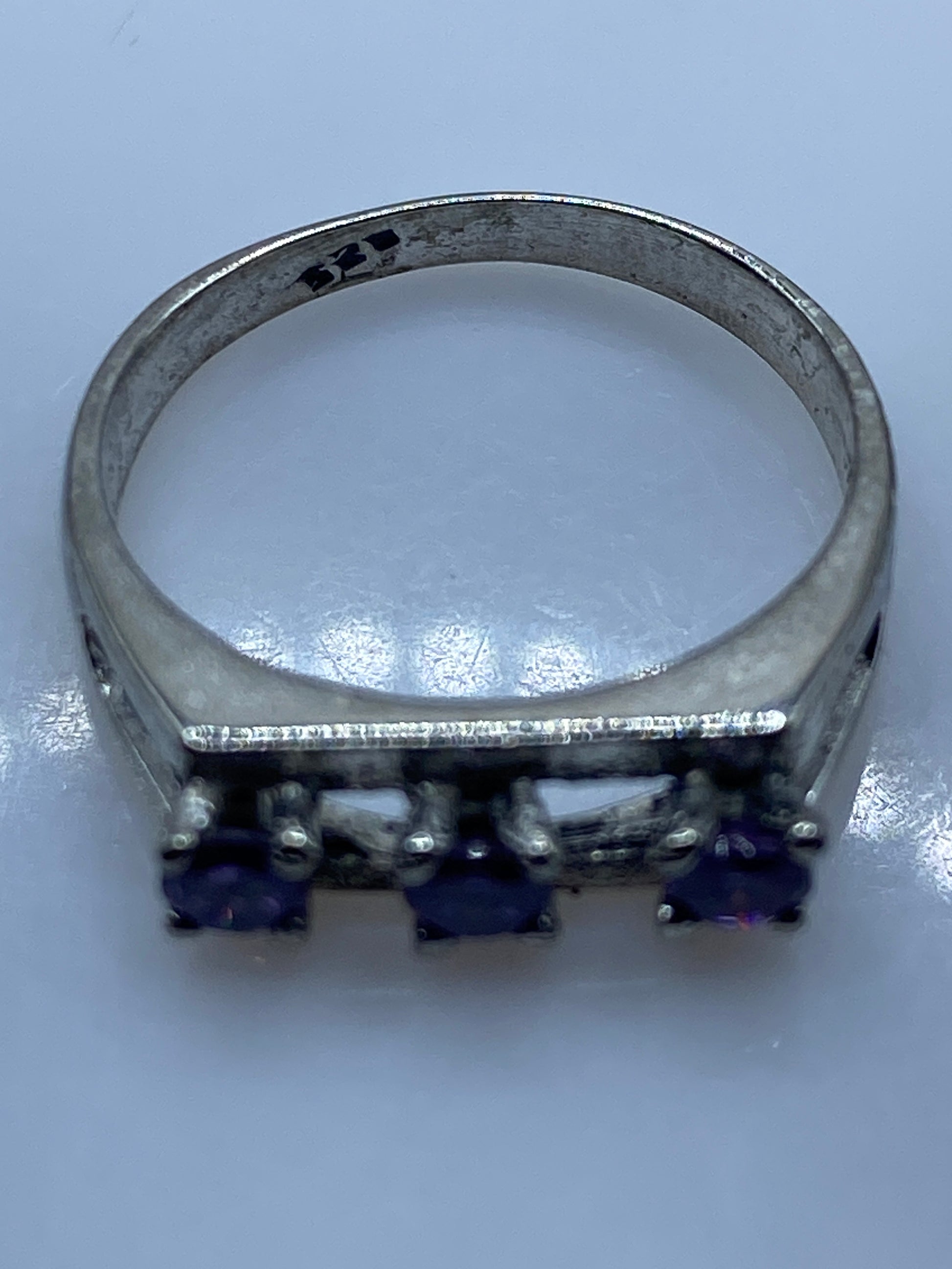 Anillo de Plata con Circonia Morada — Solitario Minimalista — foto 5