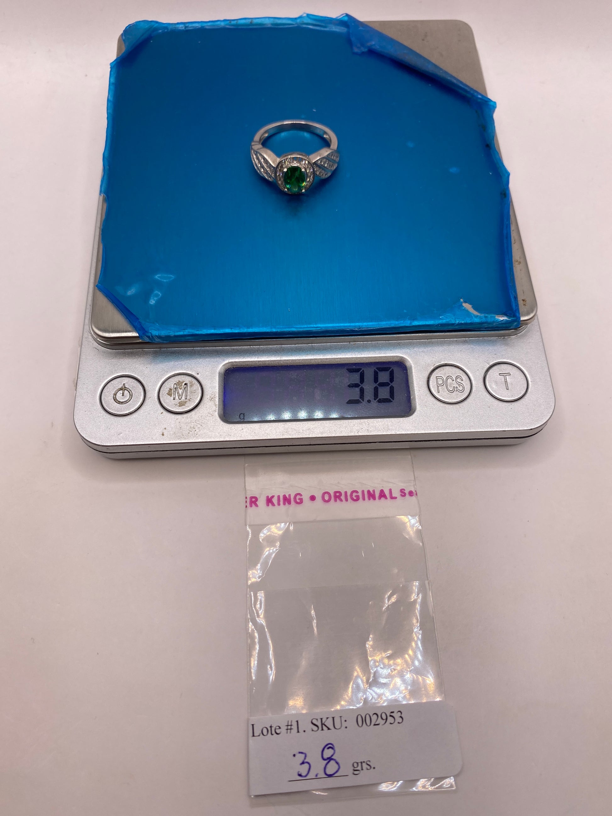 Anillo de Plata Verde Esmeralda Halo — Alas de Circonia — foto 6