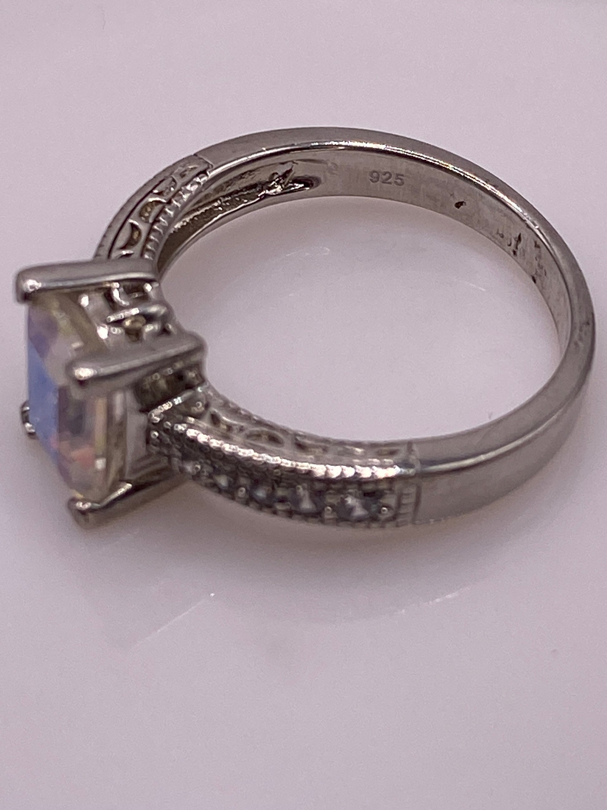 Anillo de Plata Solitario Circonia Multicolor — Brillo Infinito — foto 5
