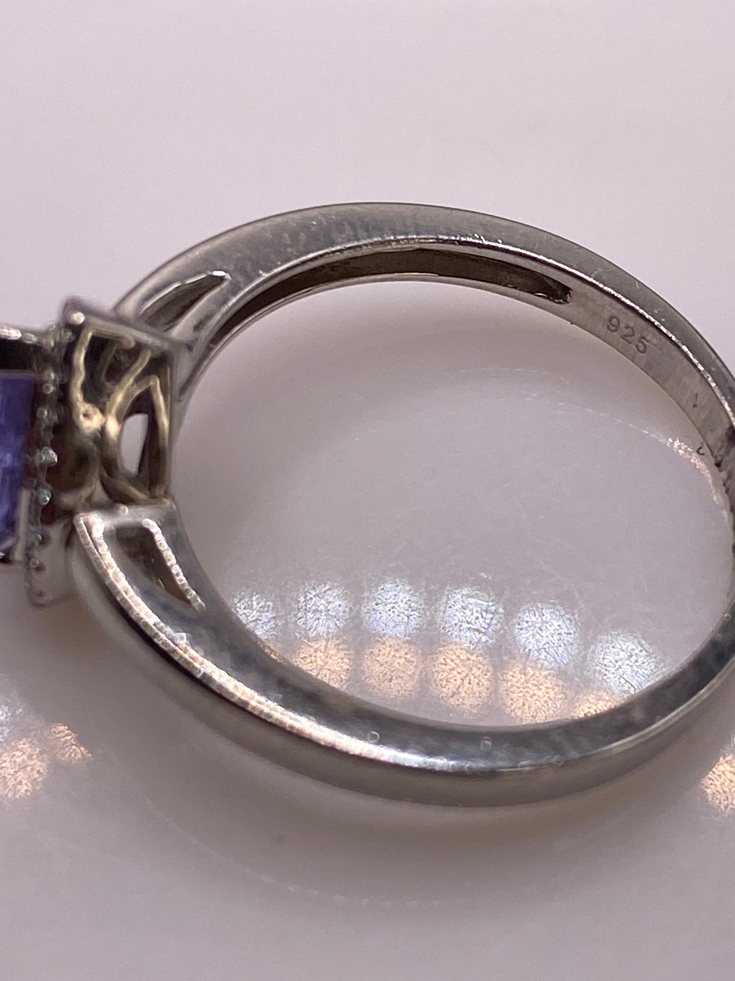 Anillo de Plata Solitario Circonia Morada — Elegancia Pura — foto 5