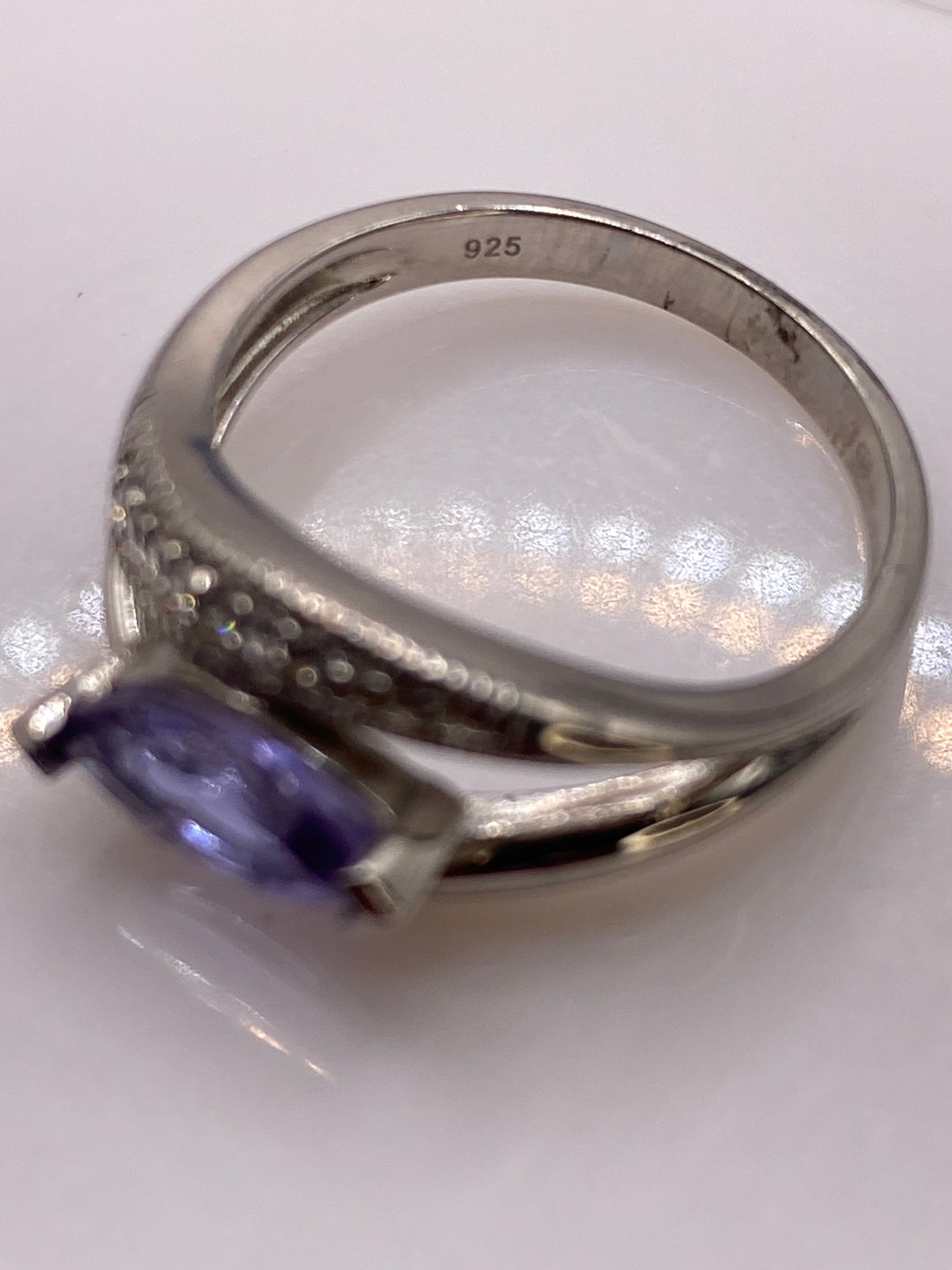 Anillo de Plata Circonia Morada — Solitario Elegante — foto 5