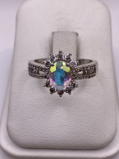 Anillo de plata .925 con circonia multicolor arcoíris en estuche blanco de presentación