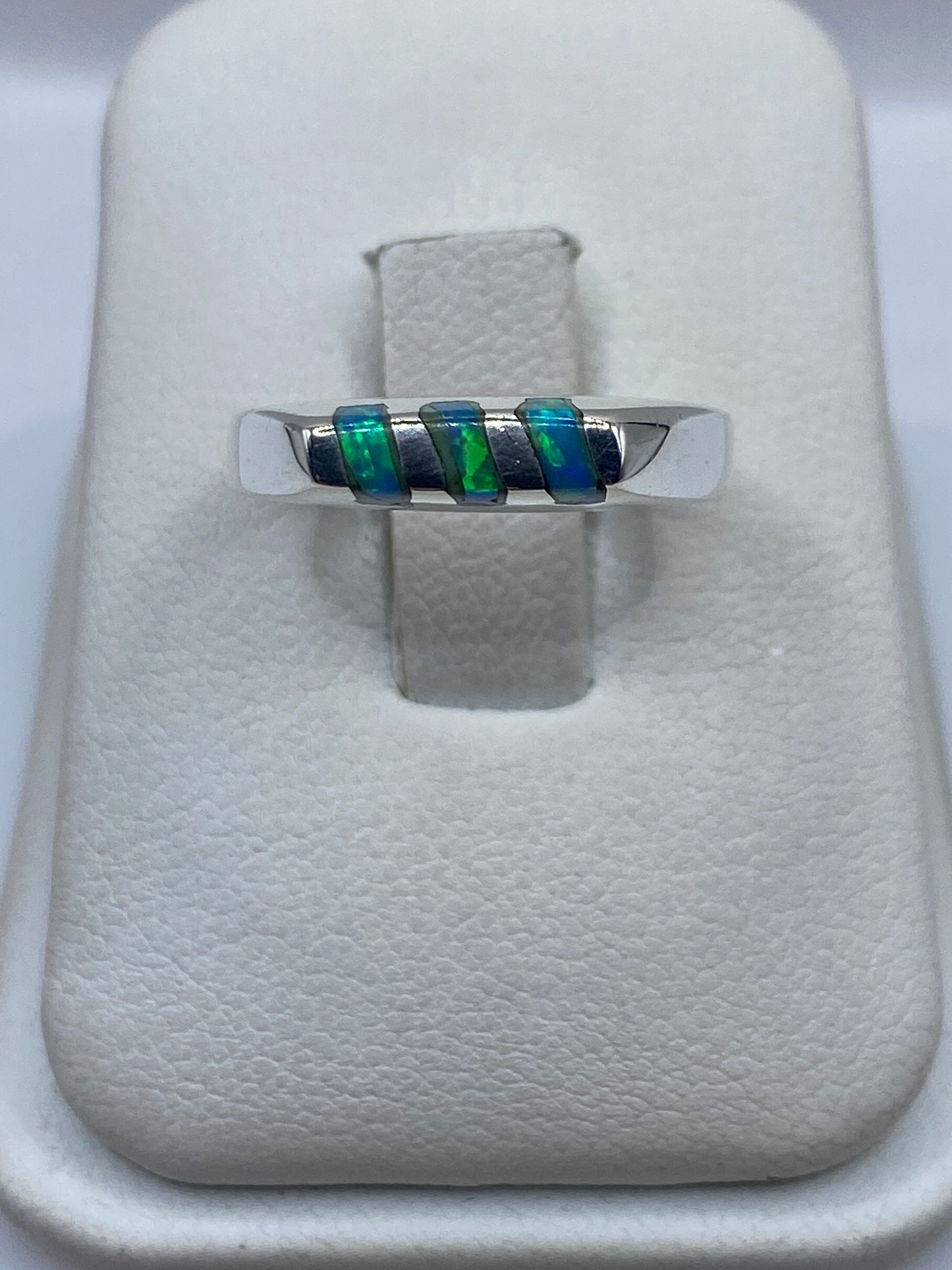 Anillo de Plata con Ópalo de Fuego Azul Cielo — foto 1