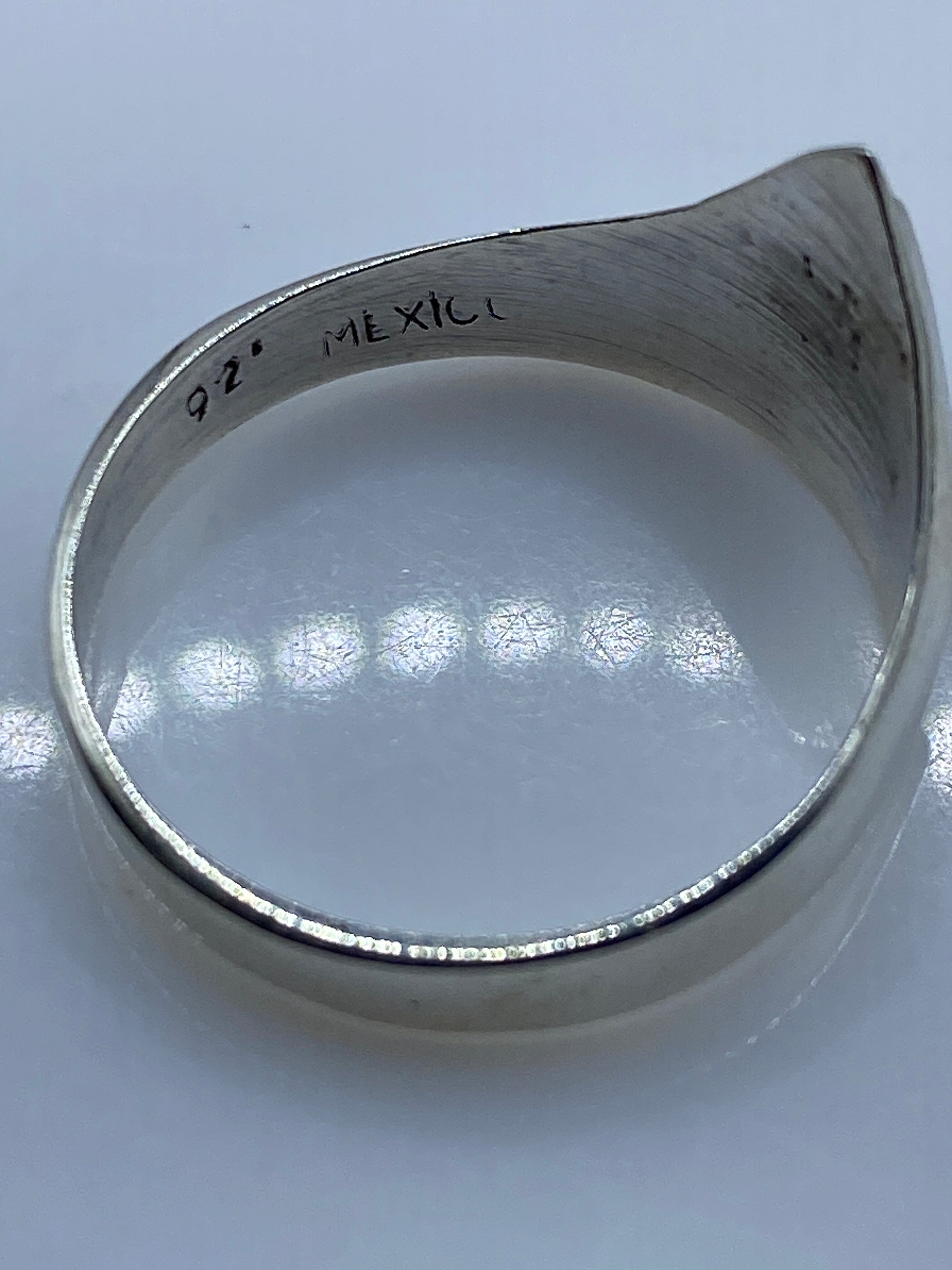 Anillo de Plata Triangular Multicolor — Geométrico Moderno — foto 5