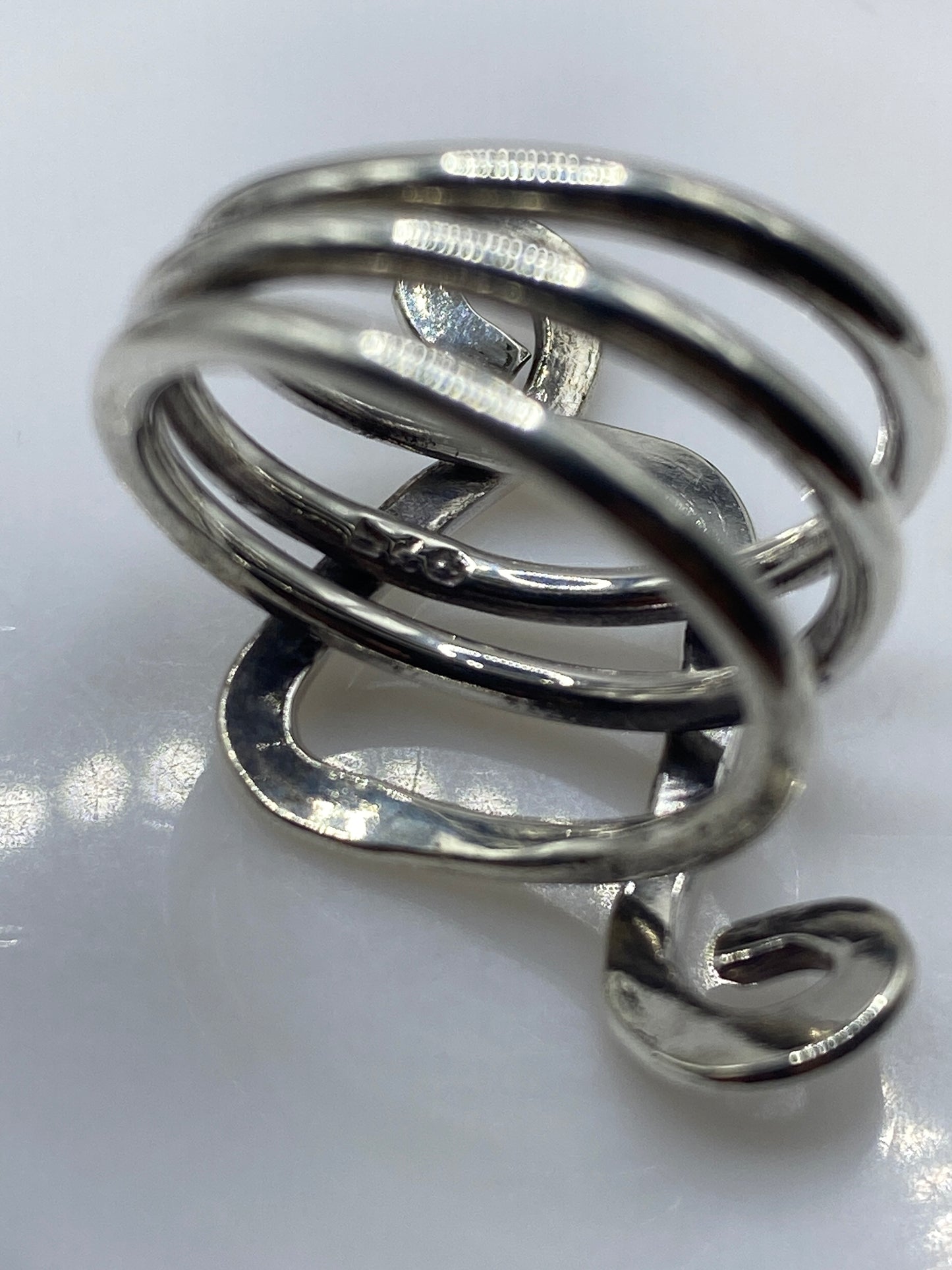 Anillo Ajustable de Plata Pura — Líneas Fluidas — foto 5