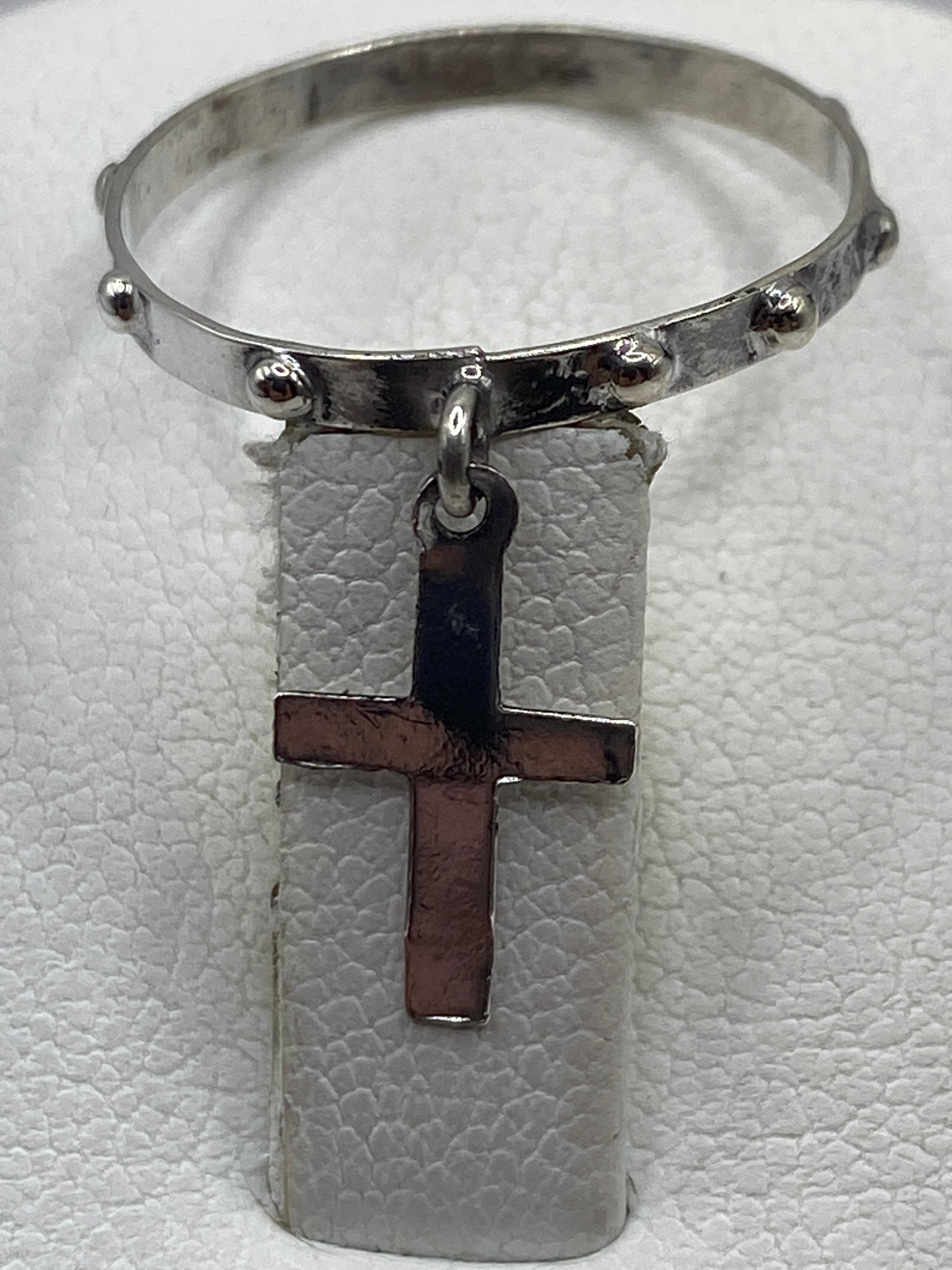 Banda circular de plata .925 con cruz de Taxco desde arriba