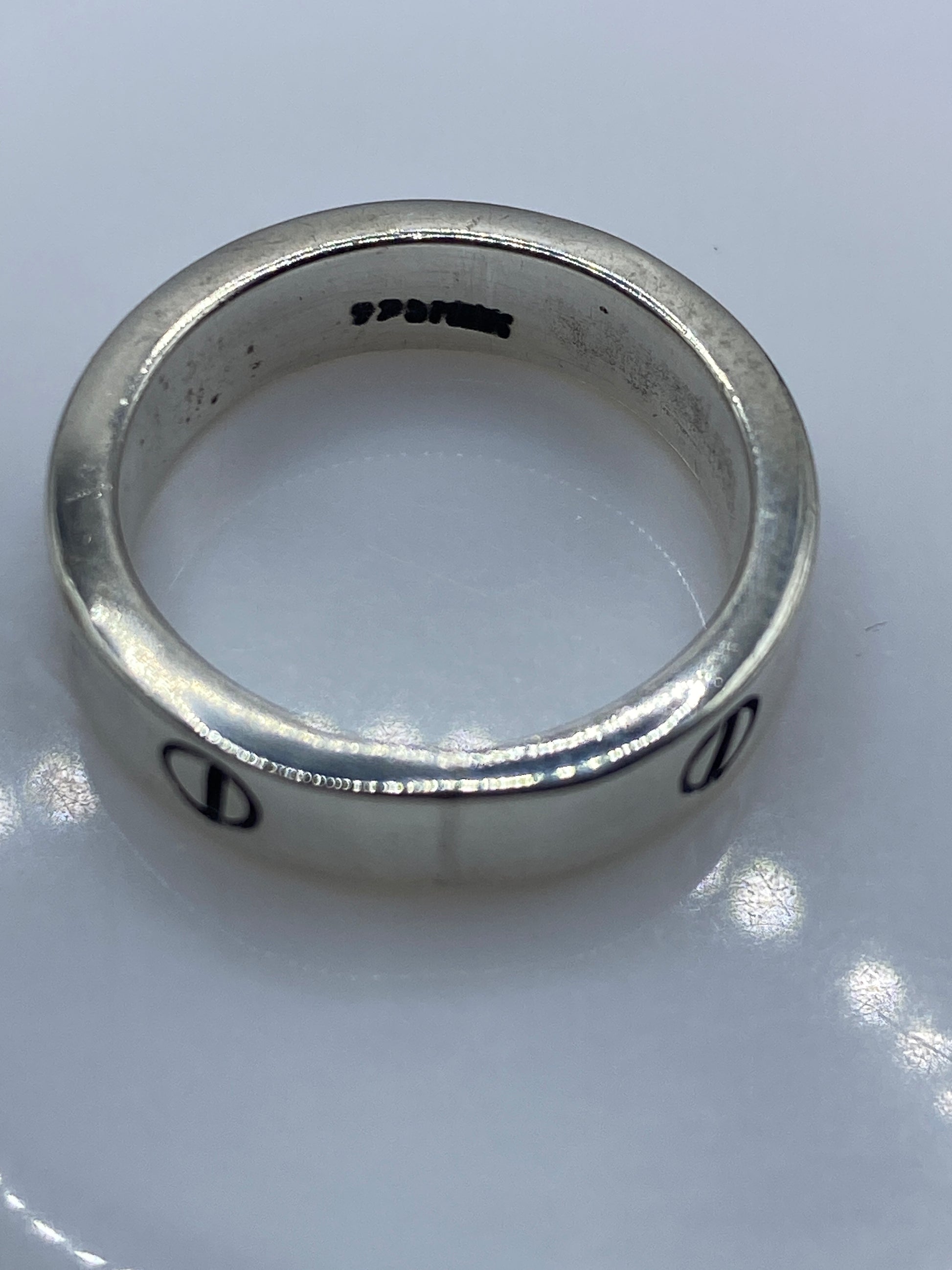 Anillo de Plata .925 Banda Lisa con Sello — Minimalista Unisex — foto 5