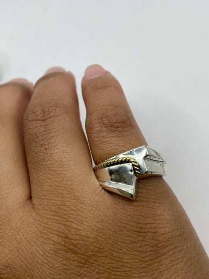 Sello .925 MEXICO en el interior del anillo garantizando plata auténtica