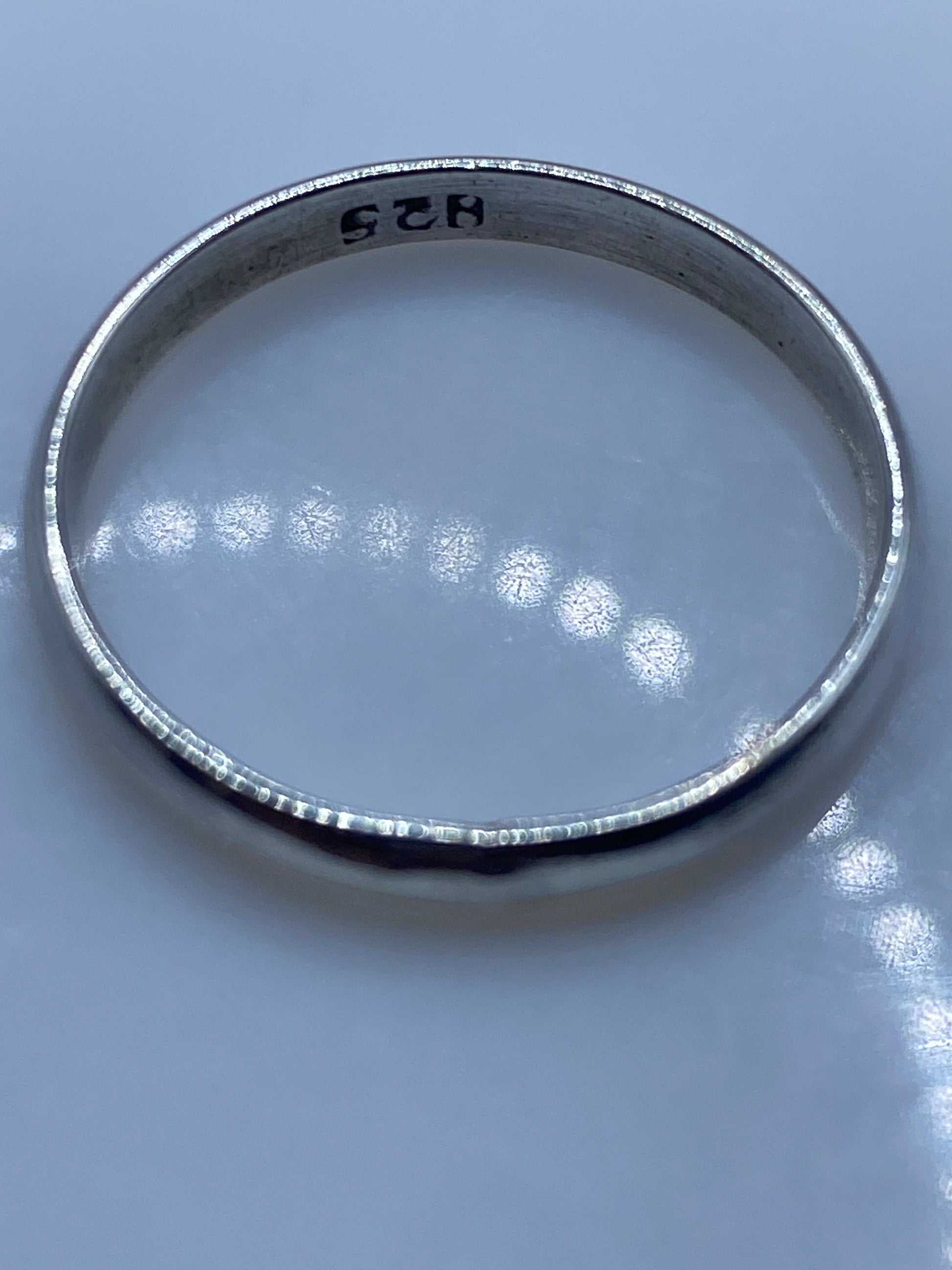 Anillo de Plata Banda Pulida Minimalista — Uso Diario — foto 5