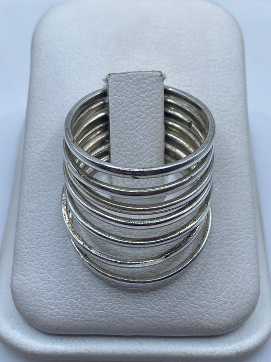 Anillo de plata .925 con bandas paralelas minimalistas en estuche blanco