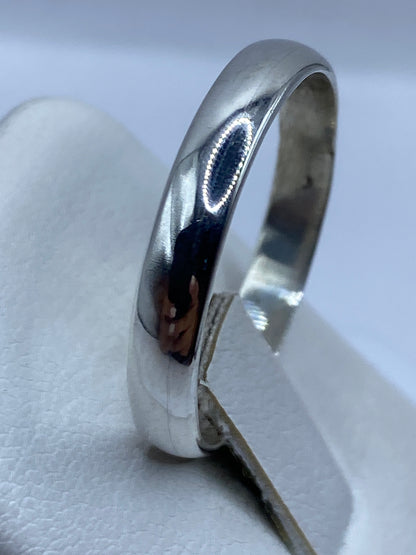 Detalle del sello .925 MEXICO en la banda de plata