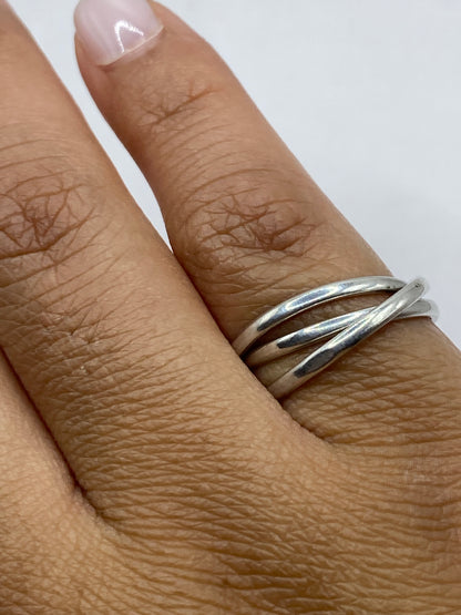 Anillo de plata 925 con sello MEXICO visible en la banda interior