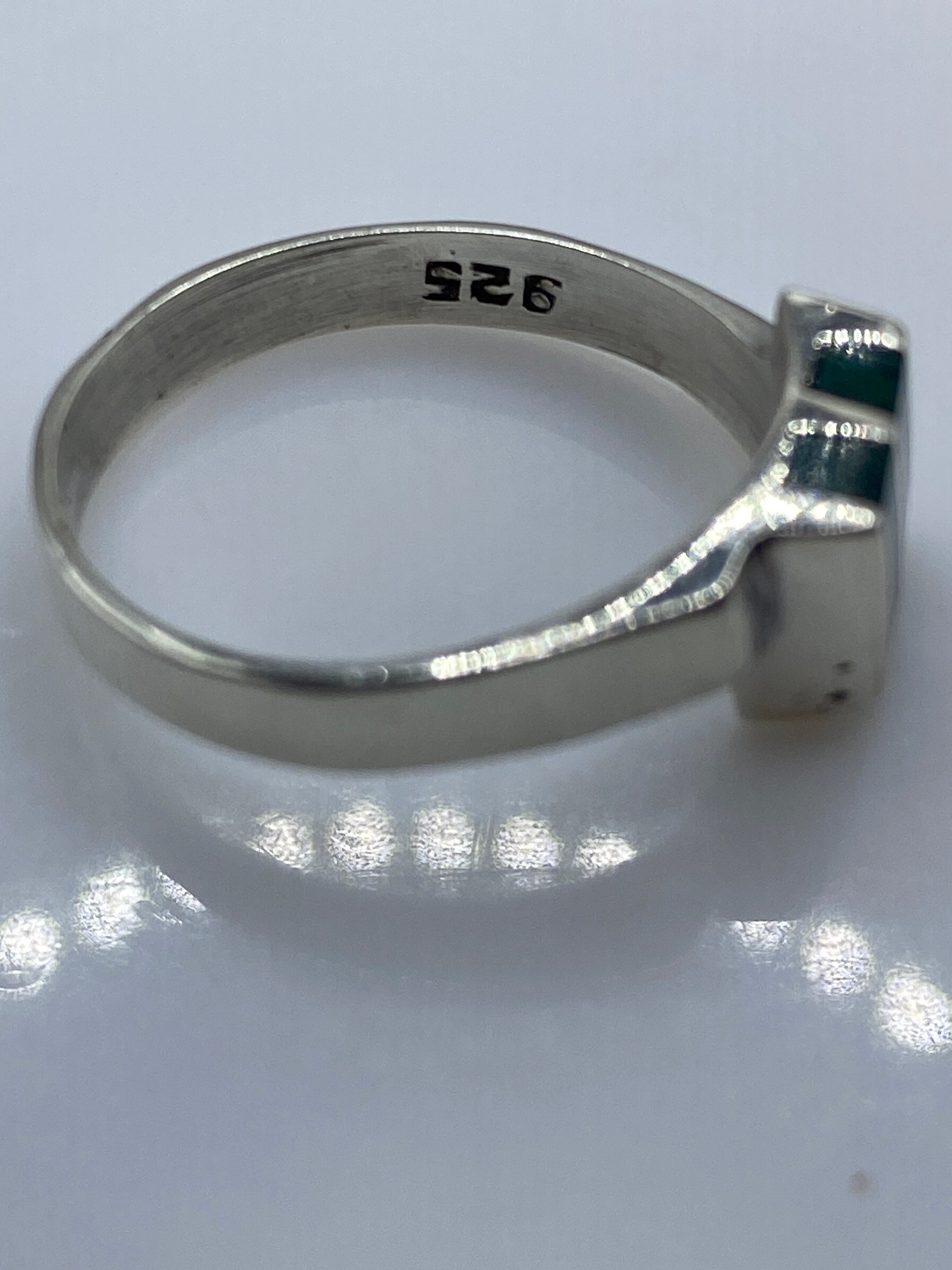 Anillo de Plata con Malaquita Verde — Diseño Moderno — foto 5