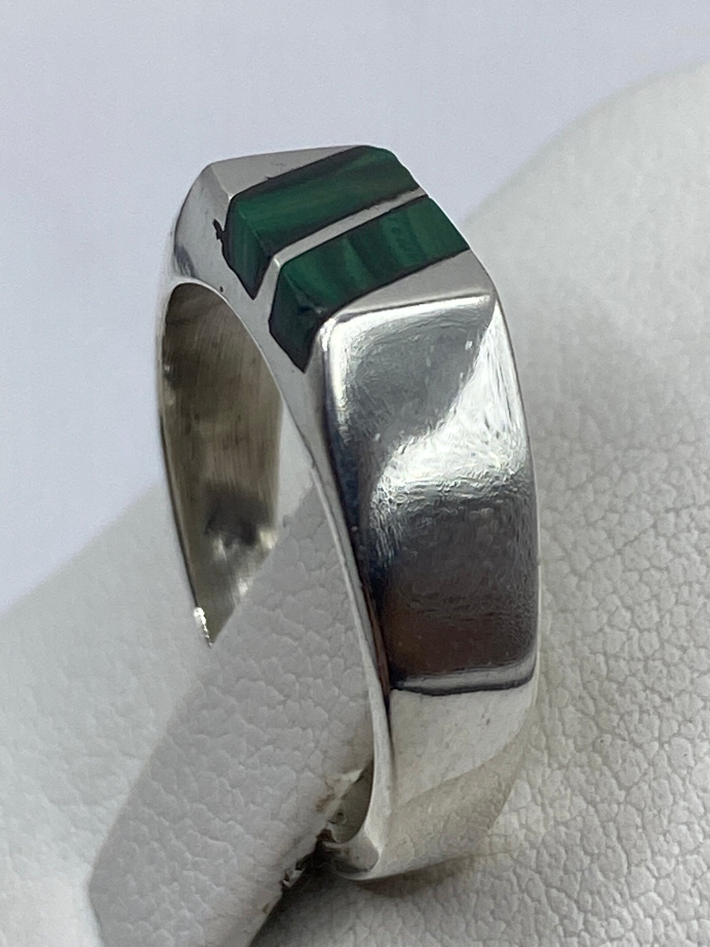 Anillo de Plata Malaquita Verde — Solitario Minimalista — foto 3