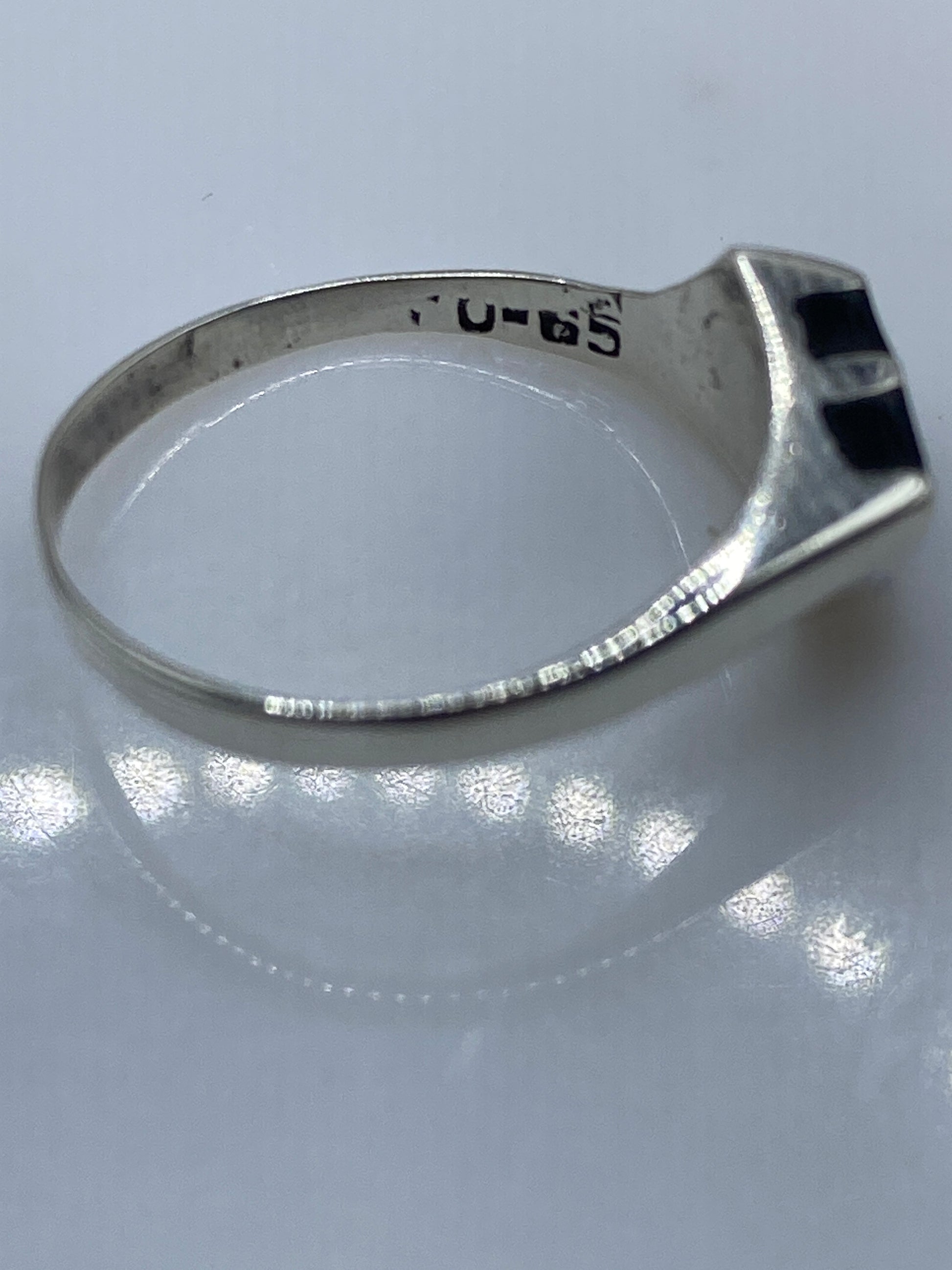 Anillo de Plata Ónix Negro Minimalista — Uso Diario — foto 5