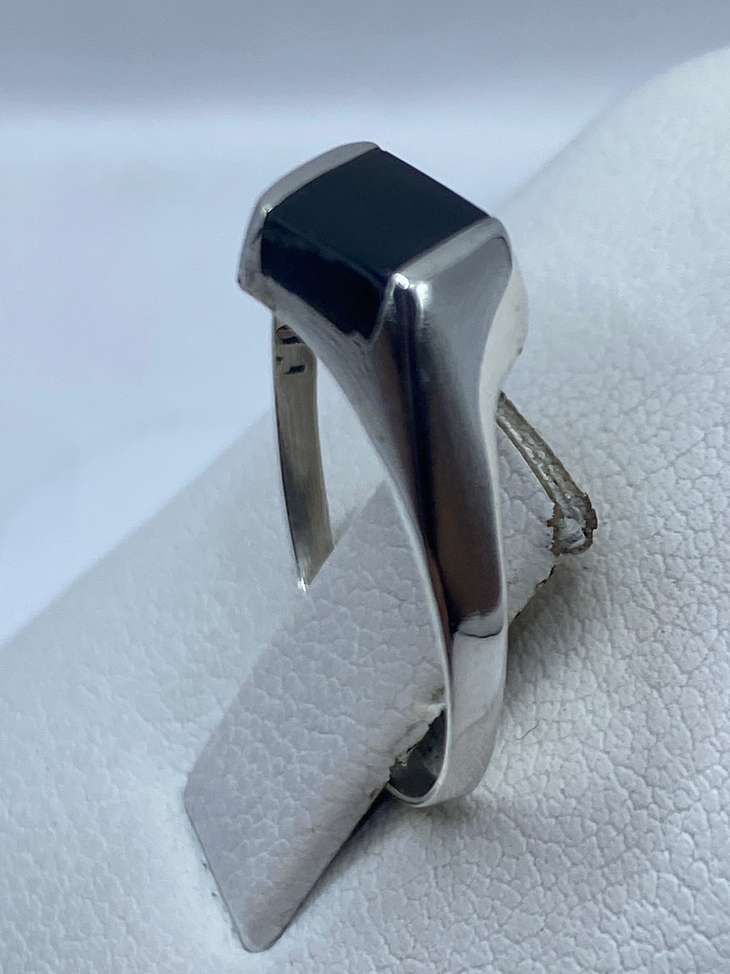 Anillo de Plata .925 con Ónix Negro — Solitario Minimalista — foto 3