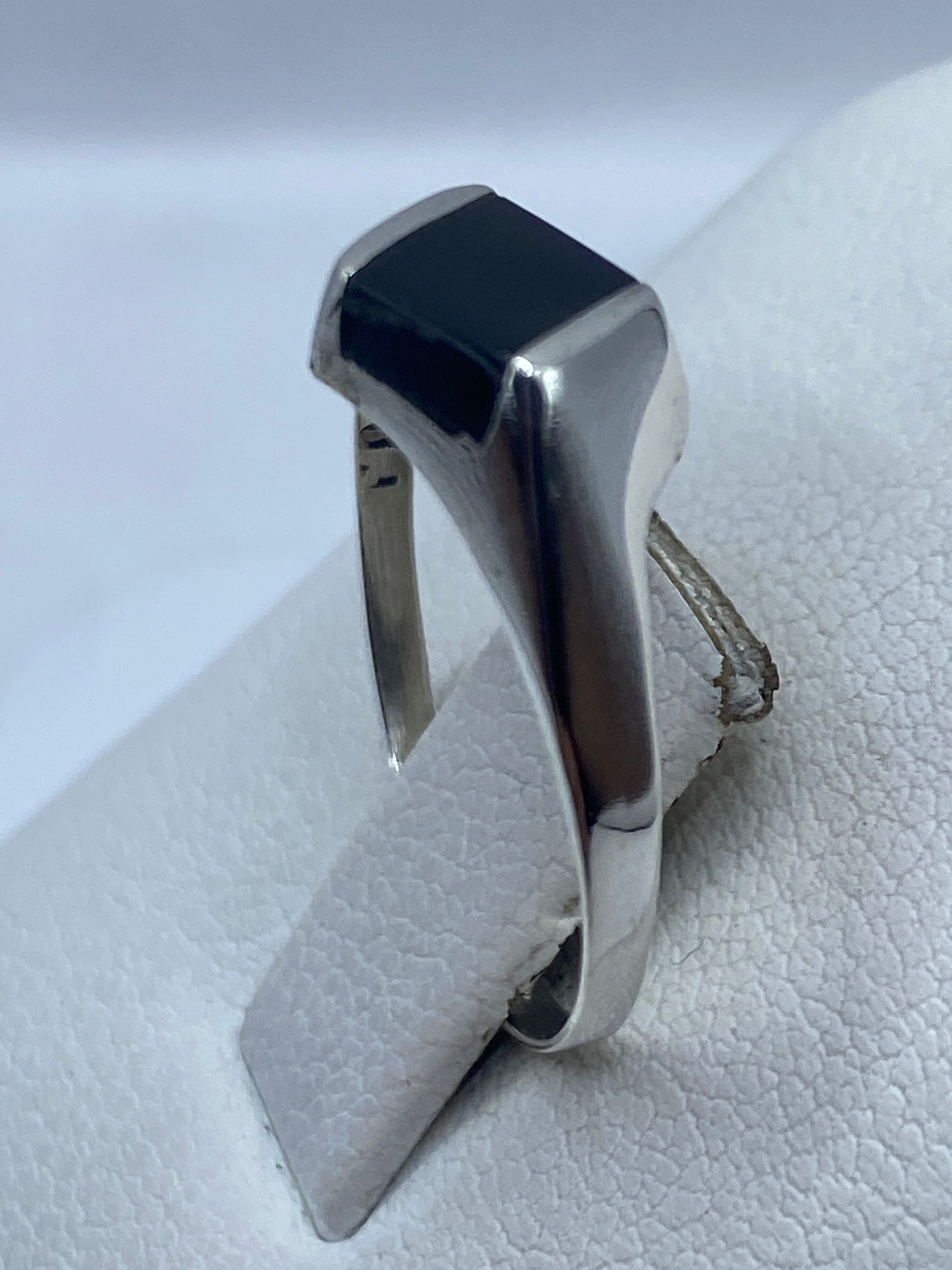 Anillo de Plata .925 con Ónix Negro — Solitario Minimalista — foto 3