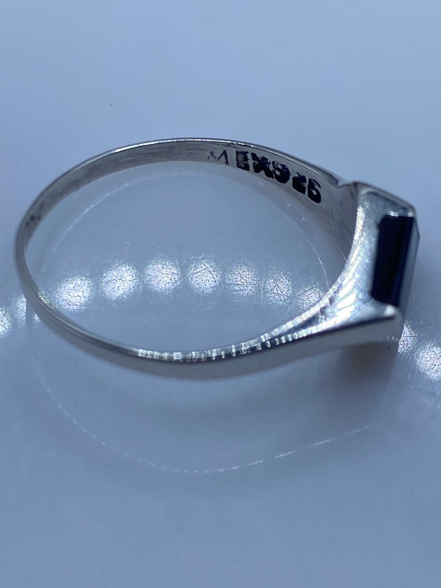 Anillo de Plata .925 con Ónix Negro — Solitario Minimalista — foto 5