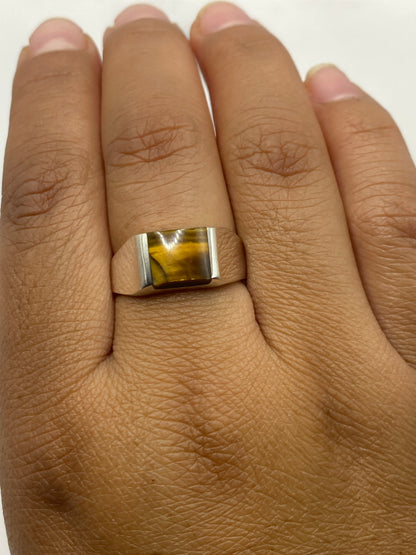 Banda del anillo desde adentro mostrando el sello 925 y la calidad del acabado