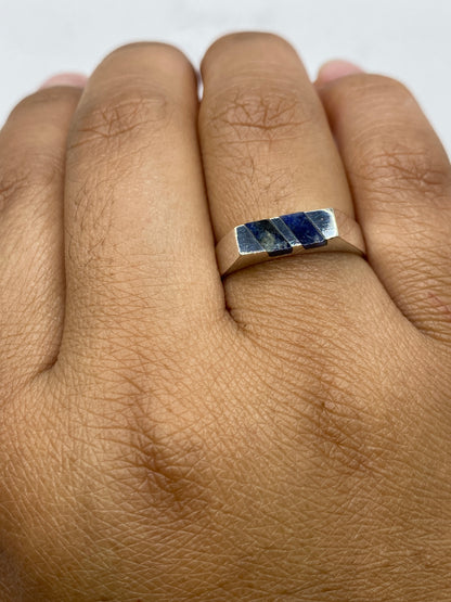 Anillo de Plata con Lapislázuli Azul — Diseño Geométrico — foto 4