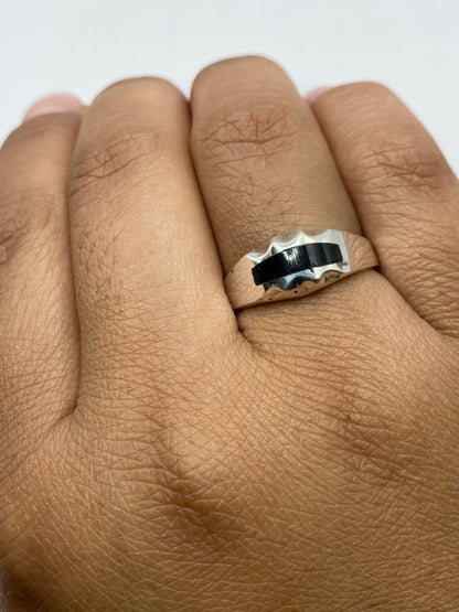 Anillo en balanza de precisión mostrando 3.6 gramos, con sello 925 MEXICO visible