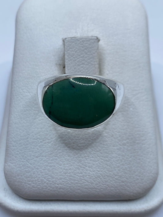 Anillo de plata .925 con malaquita verde olivo natural en estuche blanco