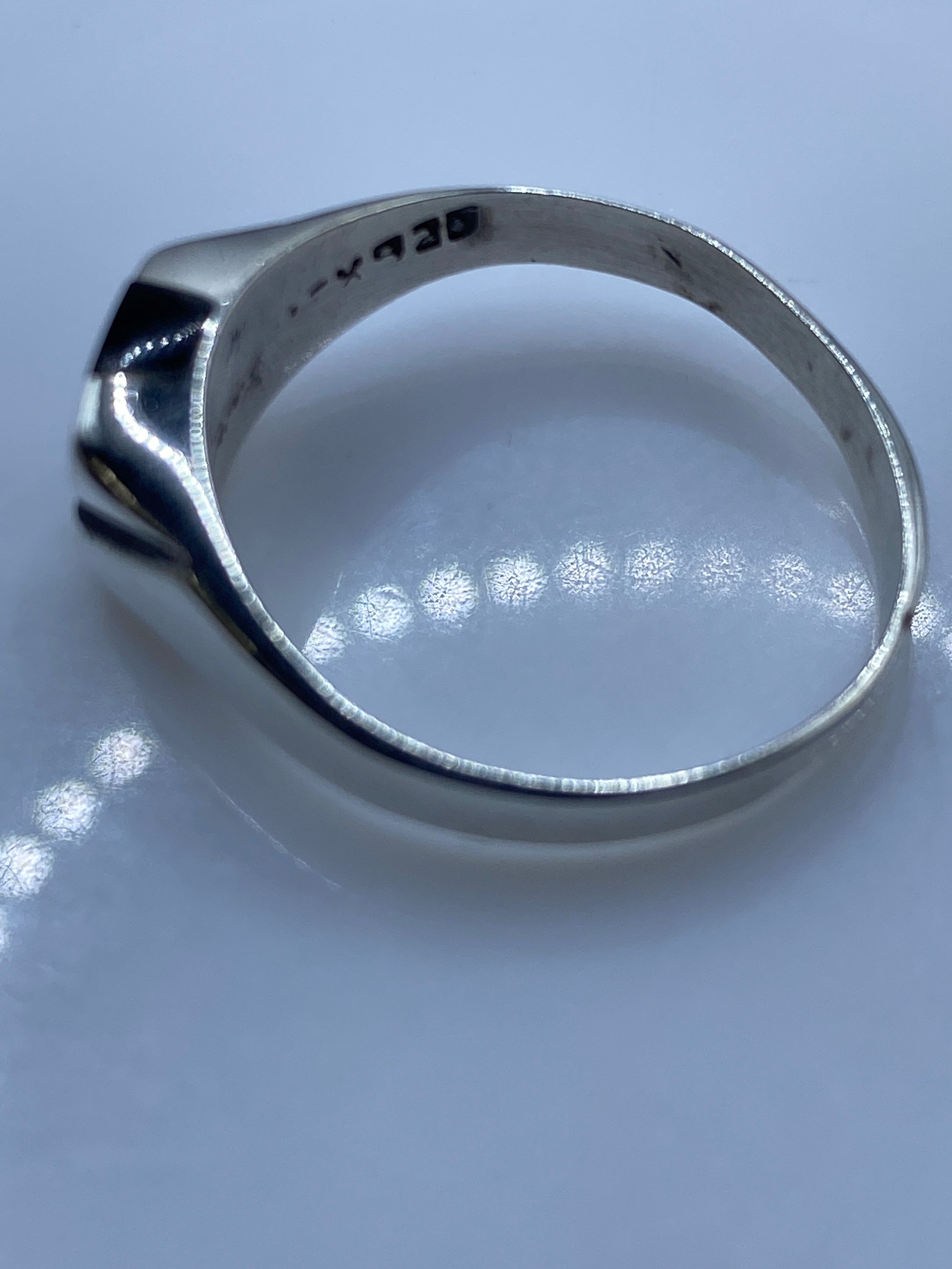 Anillo de Plata con Ónix Negro — Solitario Clásico Unisex — foto 5