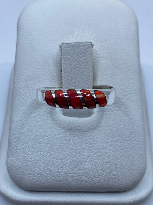 Anillo de plata .950 con ópalo de fuego naranja en estuche blanco