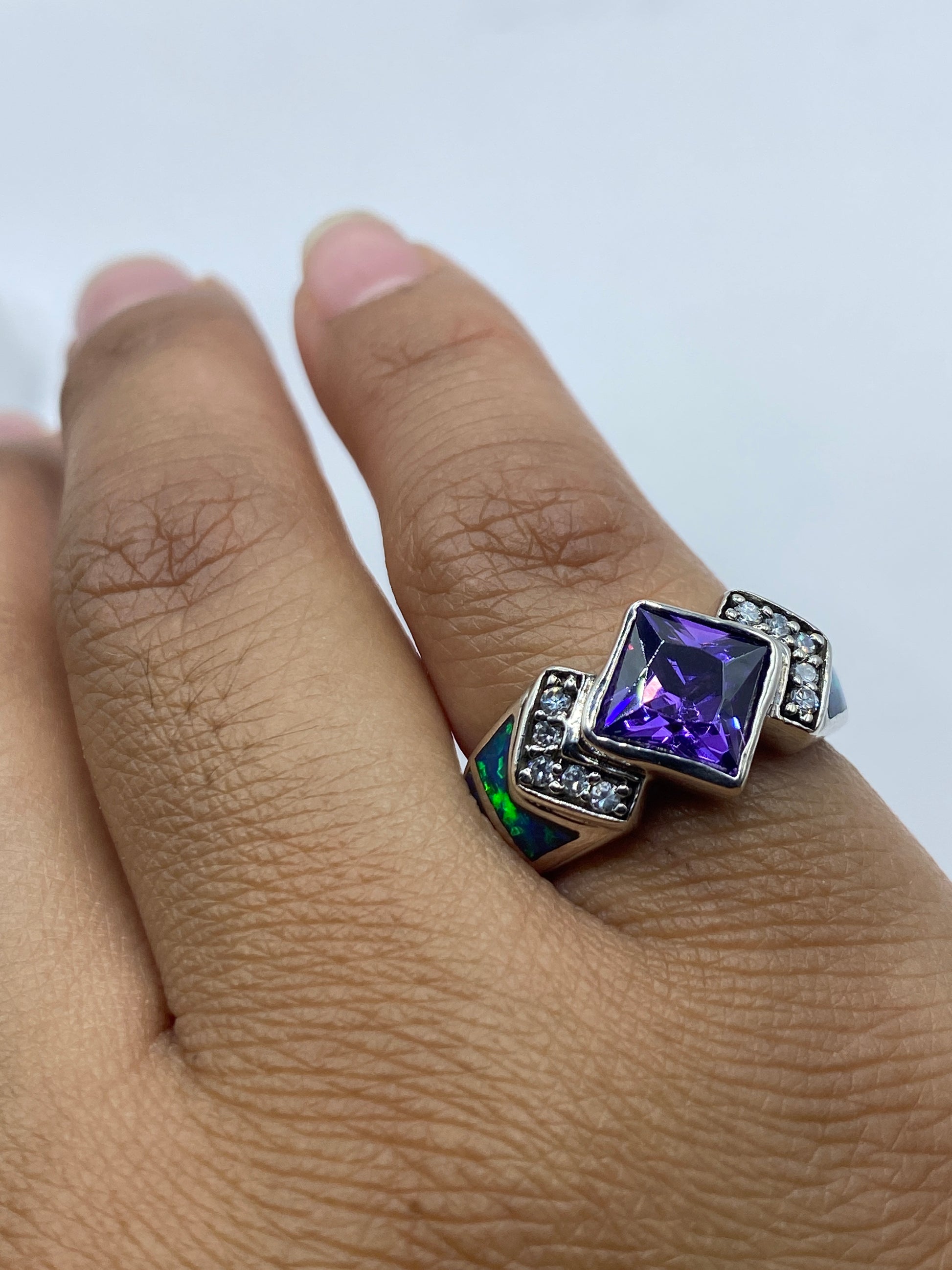Anillo de plata .925 con sello MEXICO visible en la banda interior