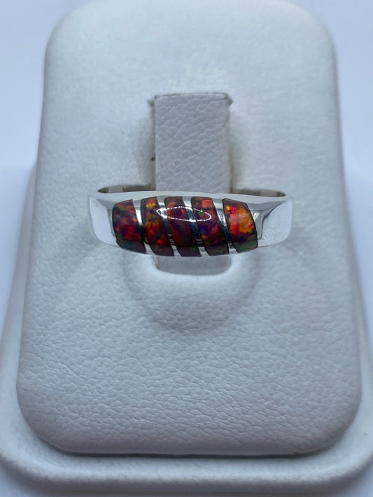 Anillo de plata .925 con ópalo de fuego multicolor, colores rojo, naranja y amarillo