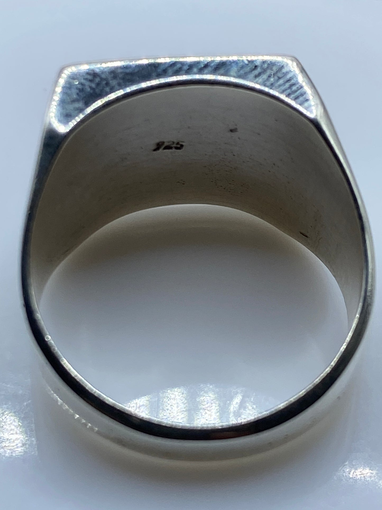 Anillo de Plata Solitario con Piedra Roja — Diseño Robusto — foto 5