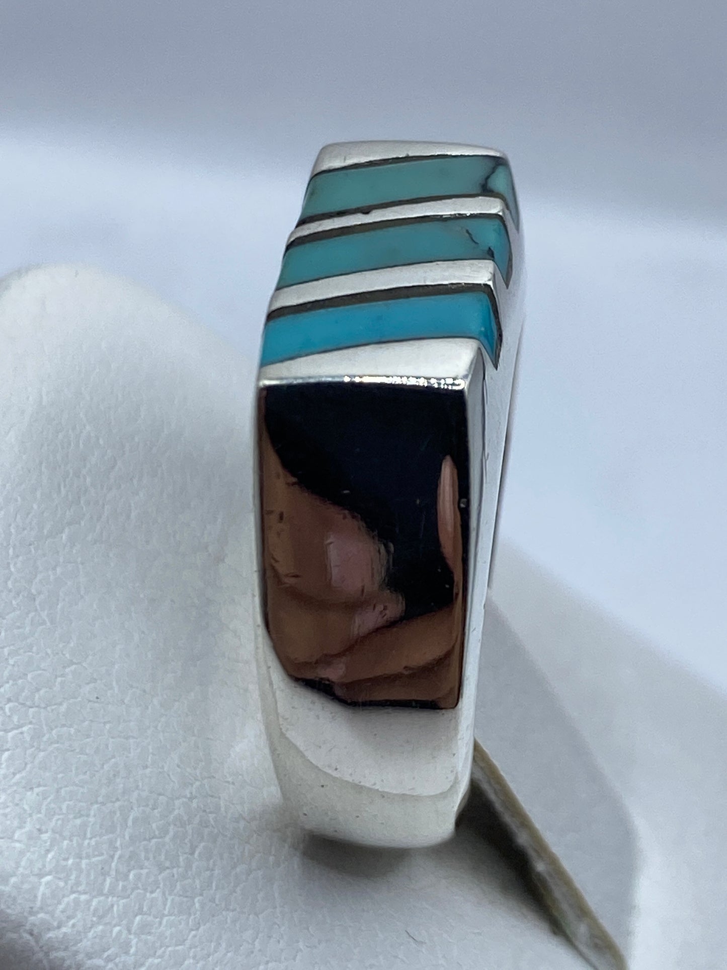 Detalle de la turquesa azul cielo engastada en plata .925
