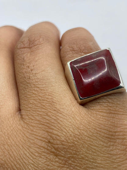 Anillo completo sobre fondo blanco mostrando el sello 925 MEXICO