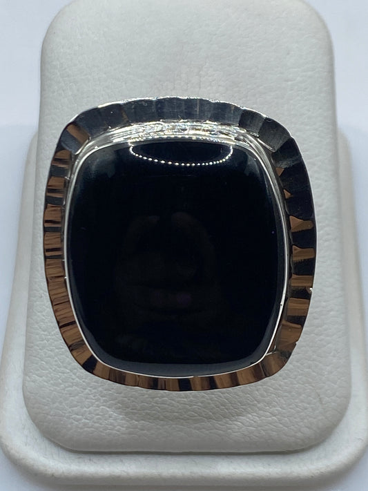 Anillo de plata ajustable con ónix negro natural en estuche blanco