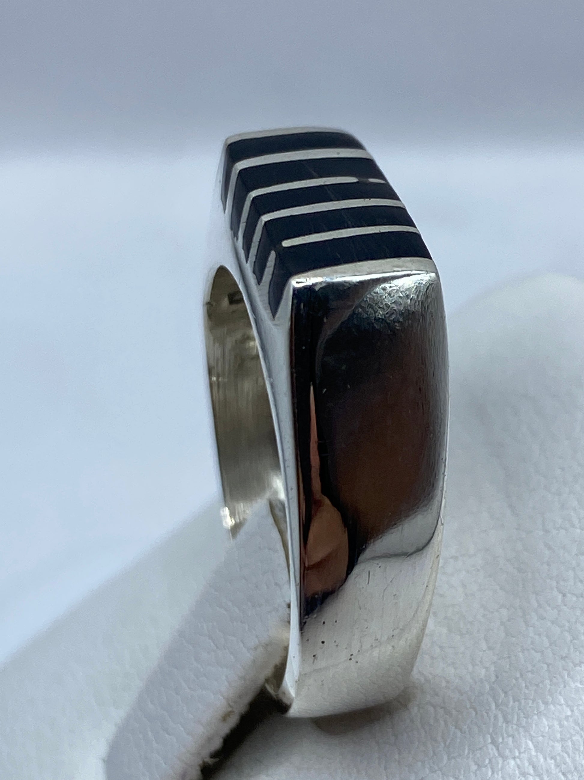 Anillo de Plata Ónix Negro Arquitectónico — Unisex Taxco — foto 3