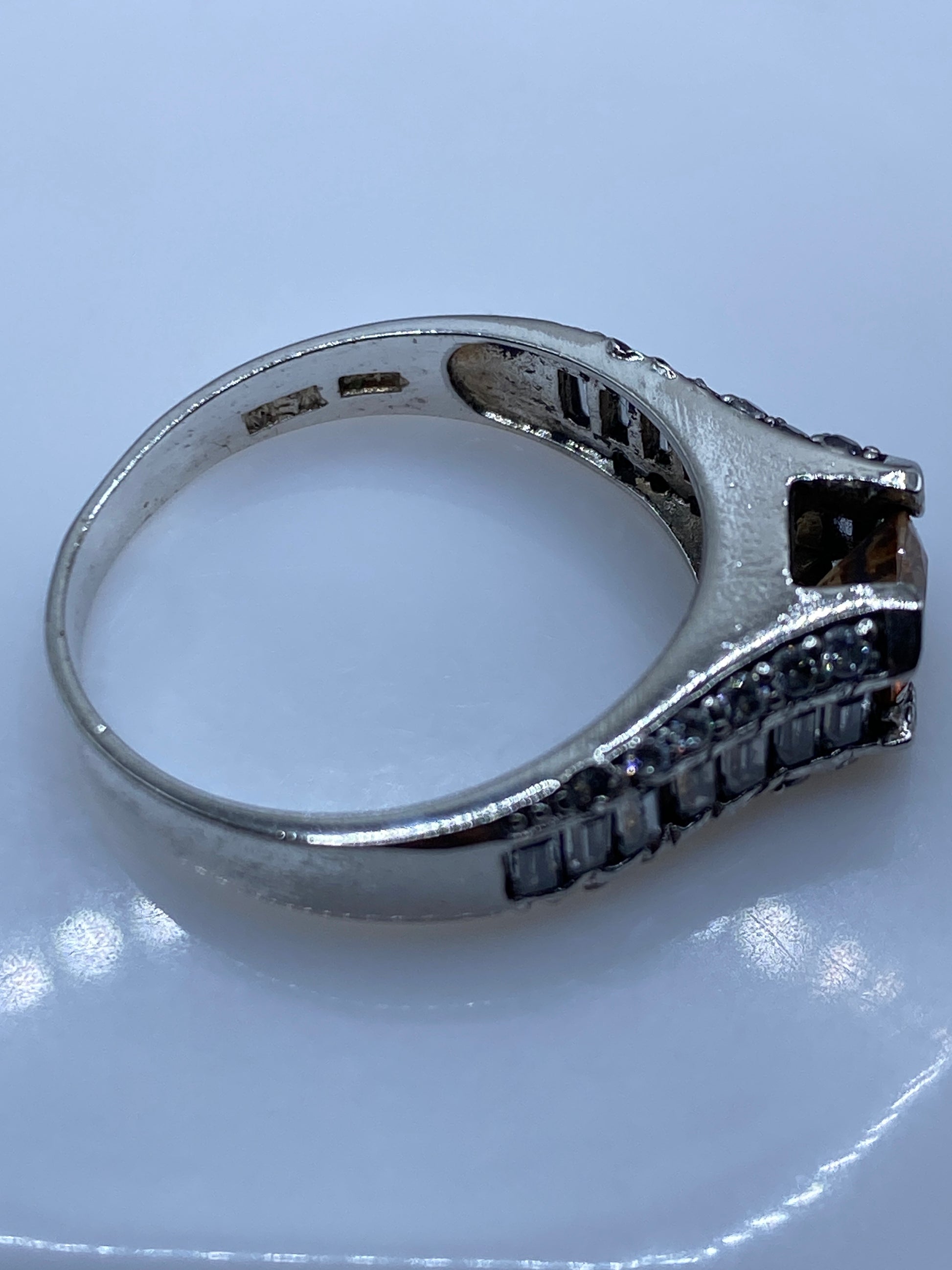 Anillo de Plata Solitario Circonia Café — Elegancia Taxco — foto 5
