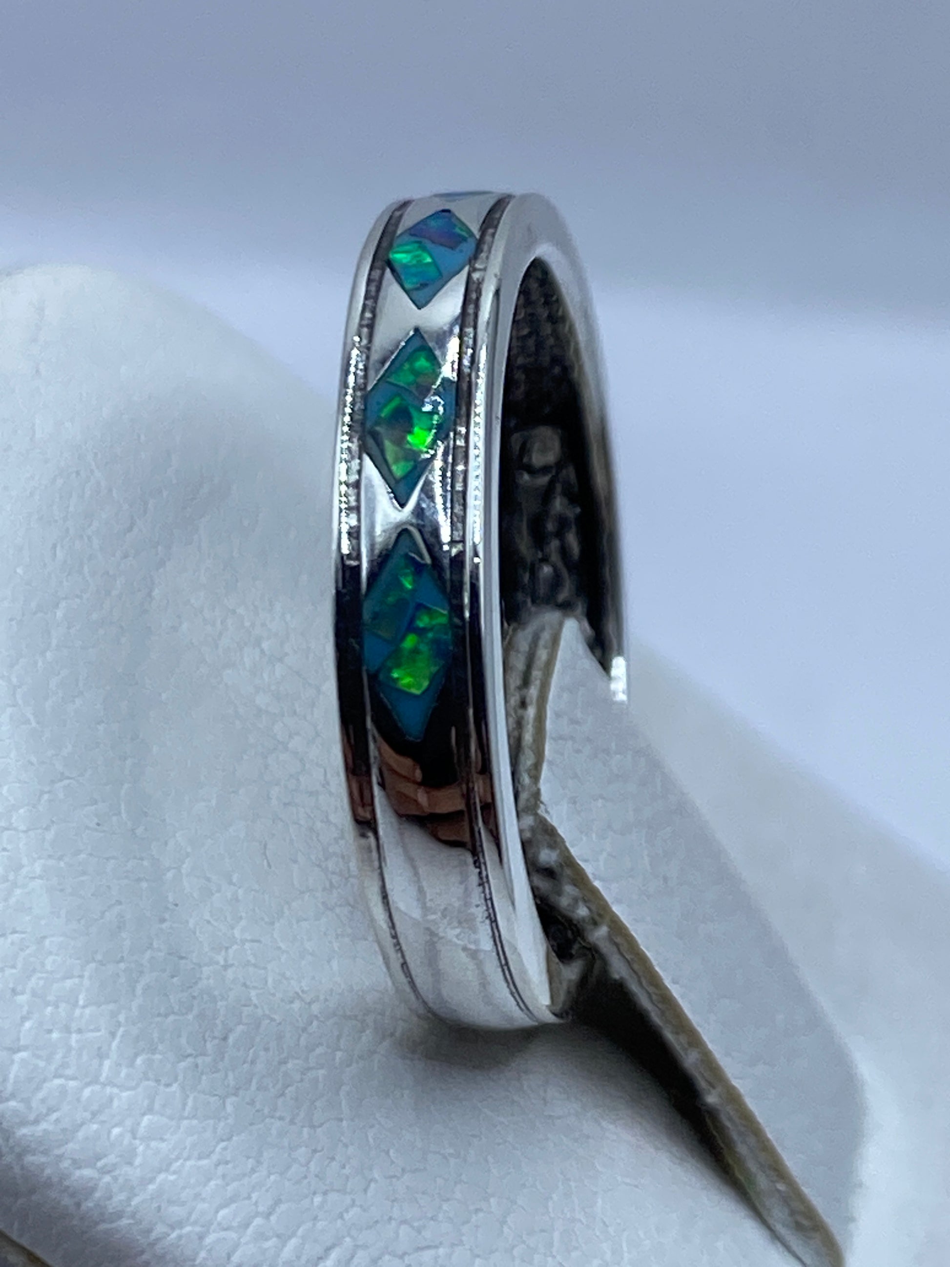 Anillo de Plata Ópalo de Fuego Azul — Diseño Moderno — foto 3