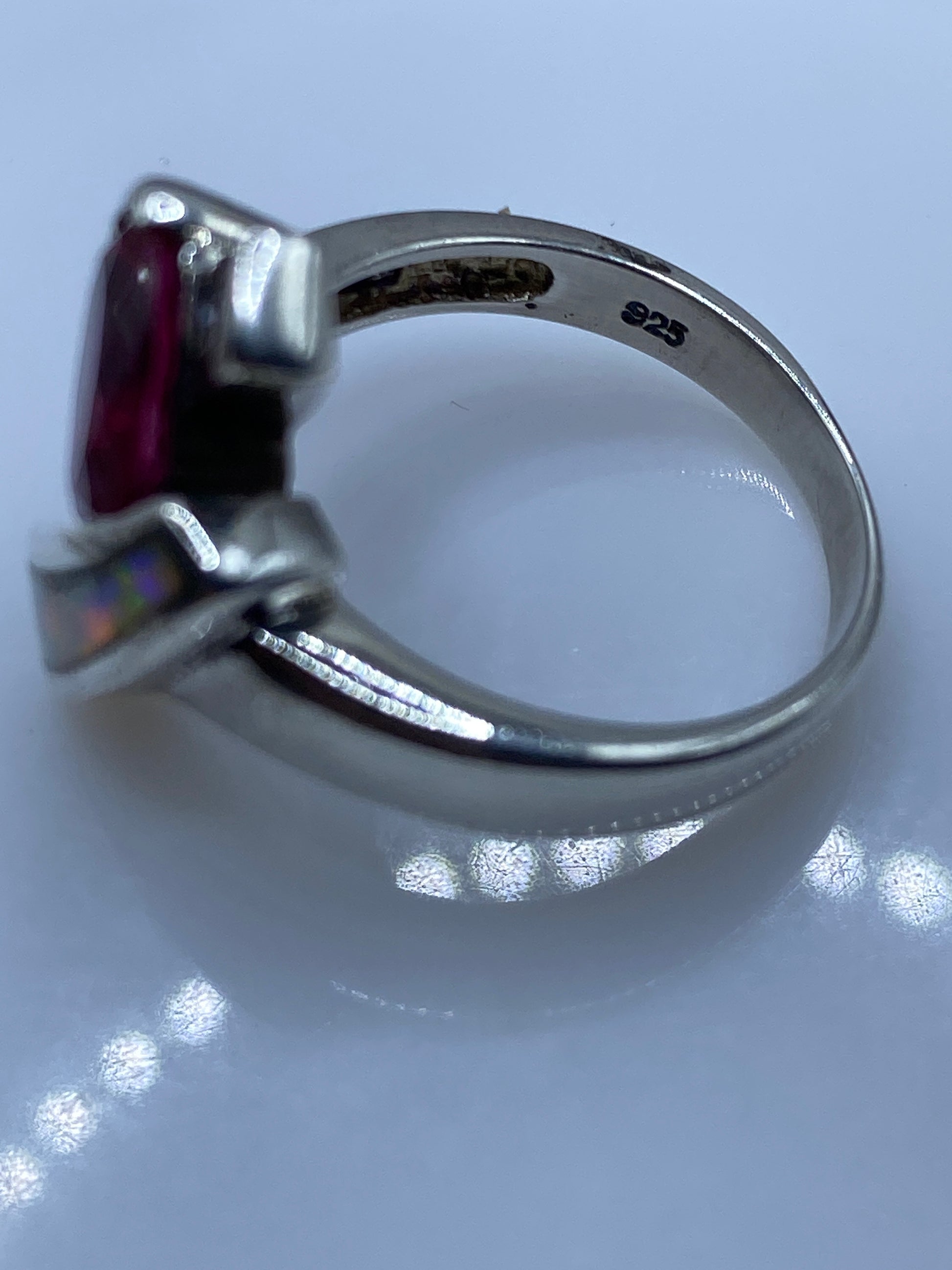 Anillo de Plata con Ópalo de Fuego — Diseño Moderno — foto 5