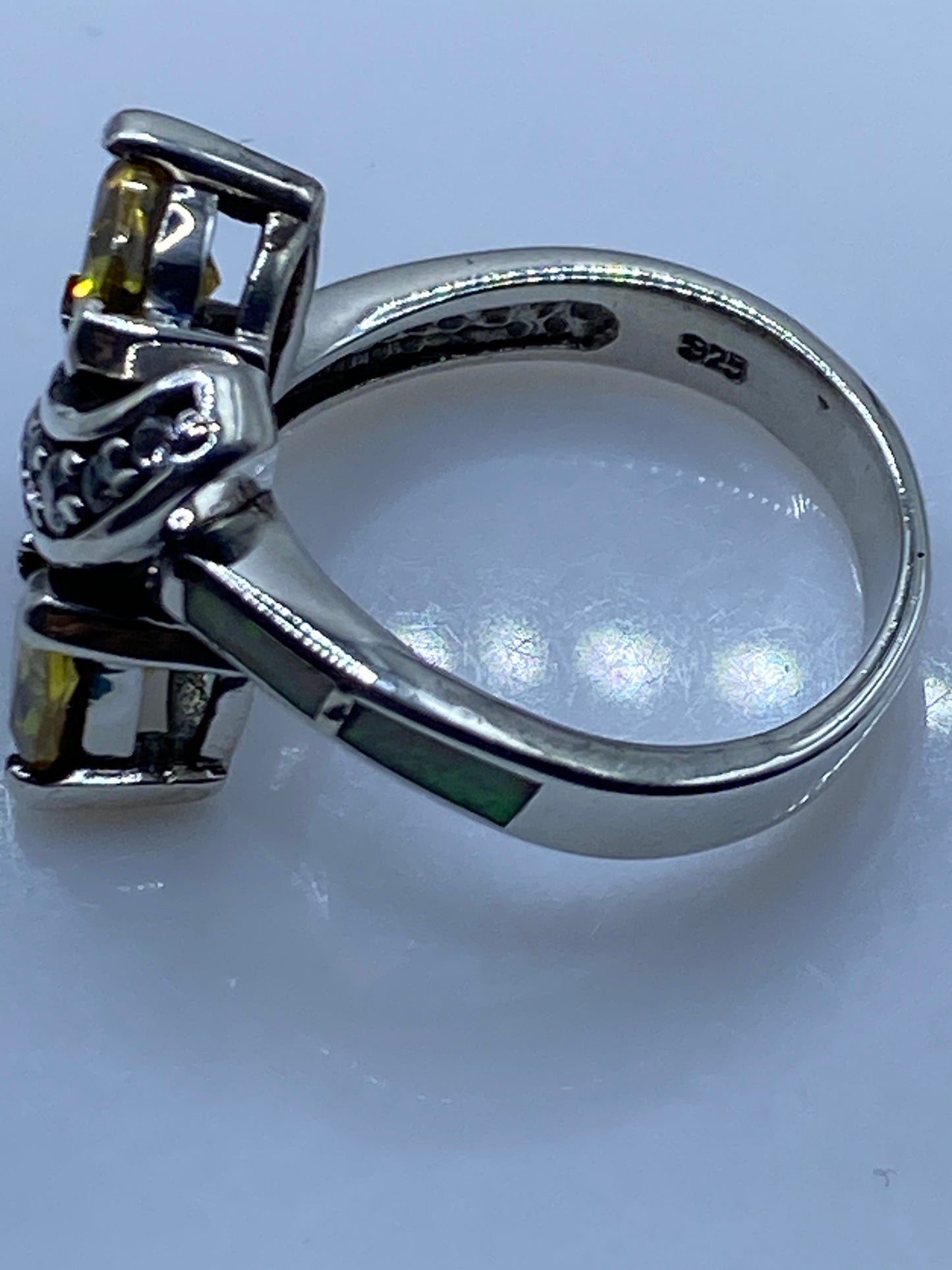 Anillo de Plata Circonia Amarilla Asimétrico — Solitario Elegante — foto 5